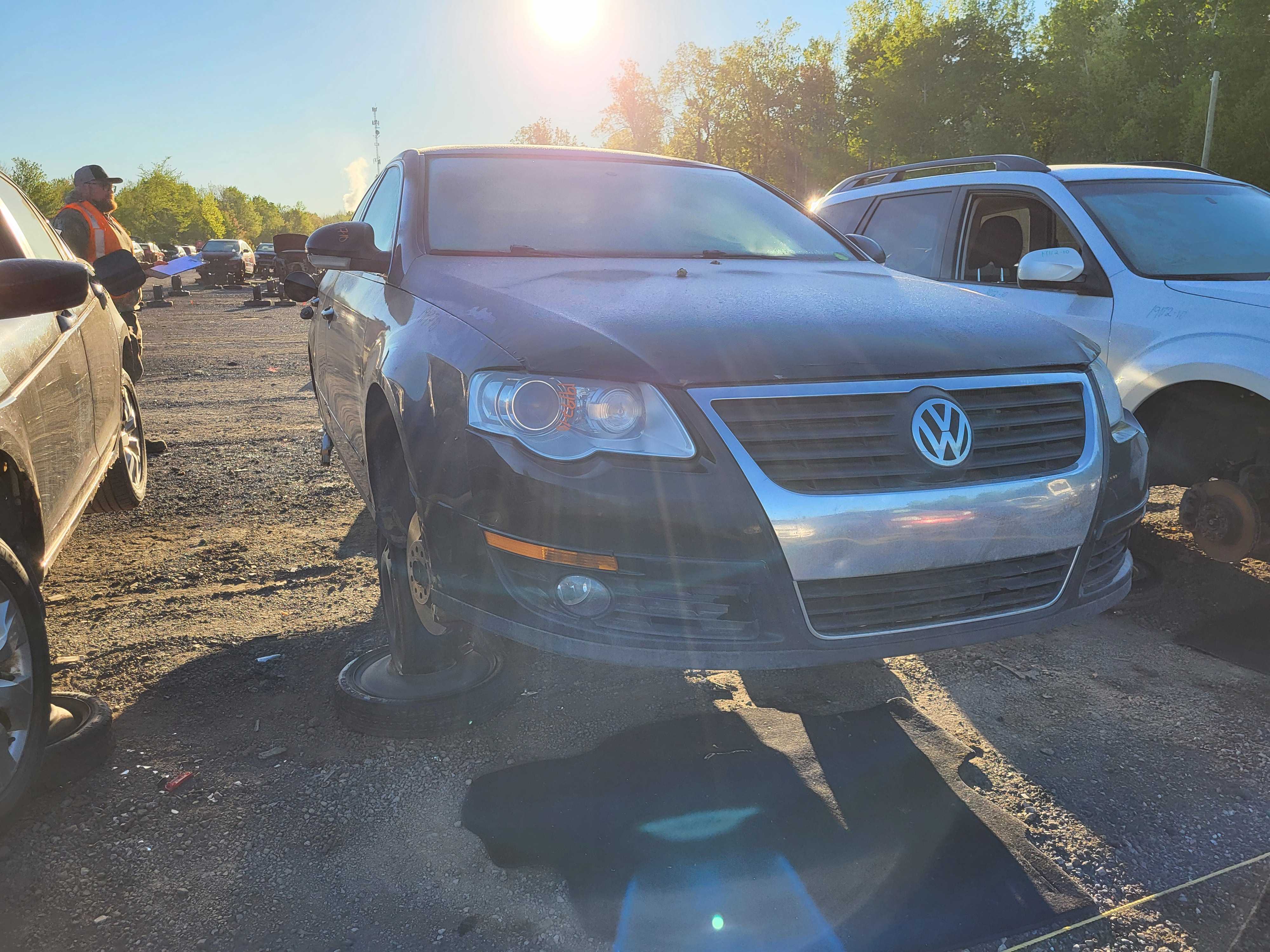 VOLKSWAGEN PASSAT 2010