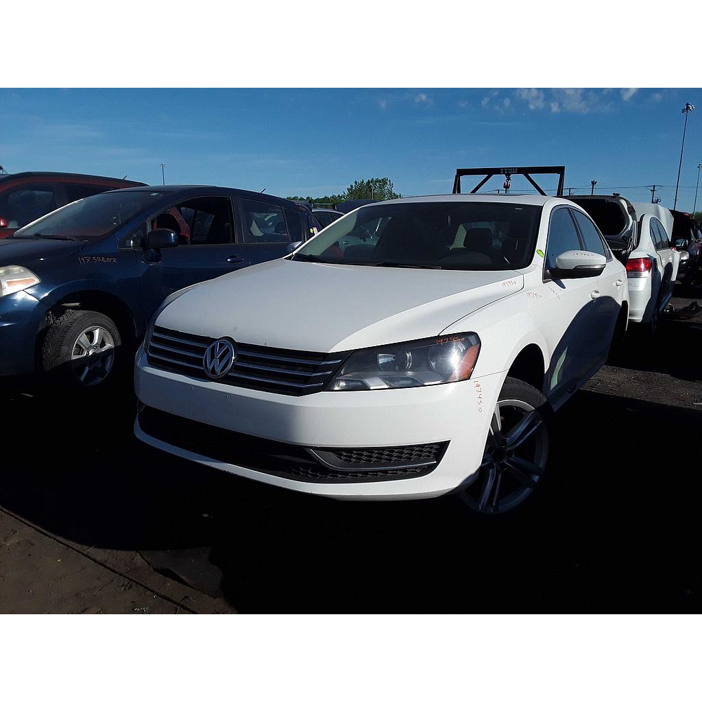VOLKSWAGEN PASSAT 2014