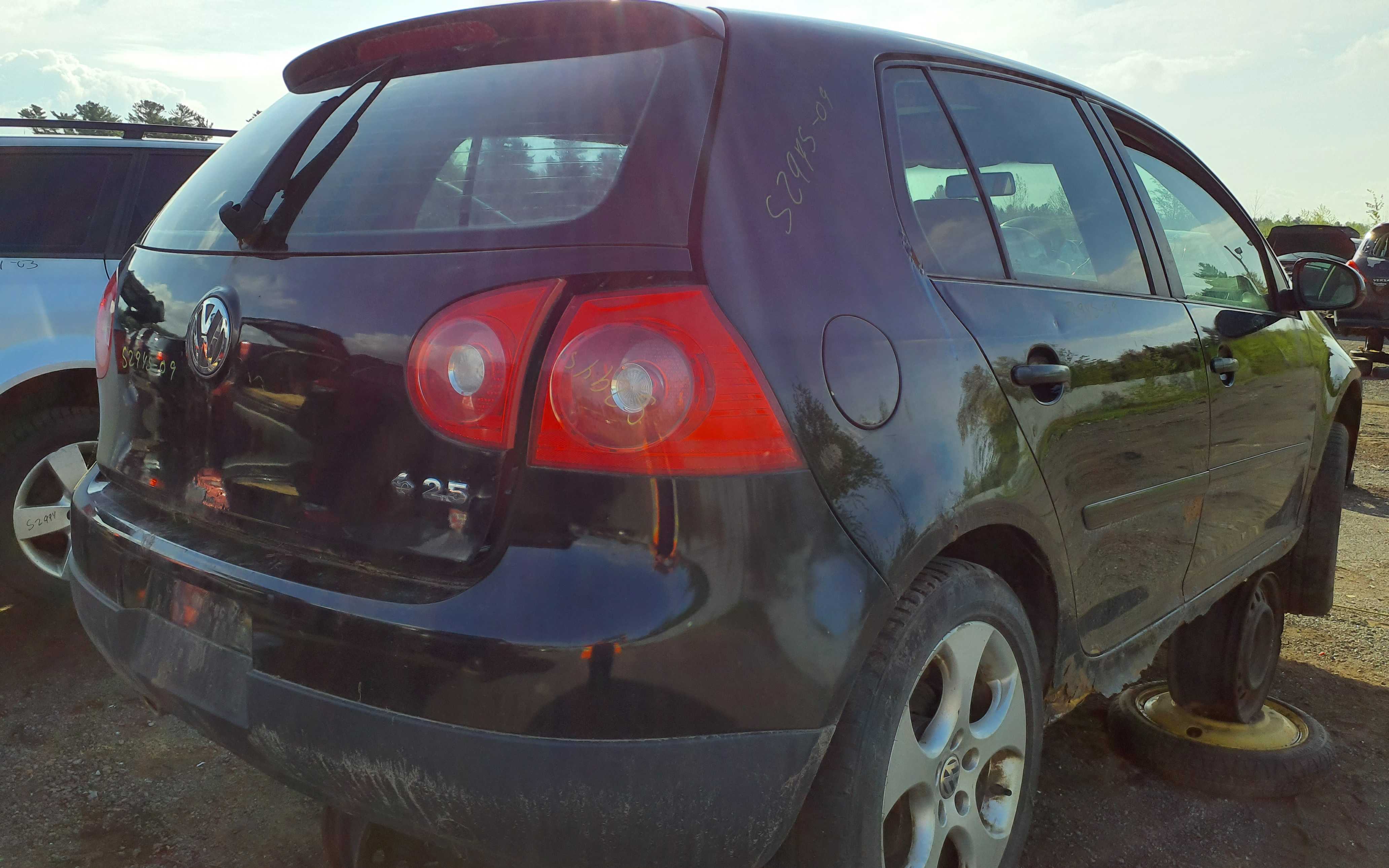 VOLKSWAGEN RABBIT 2009