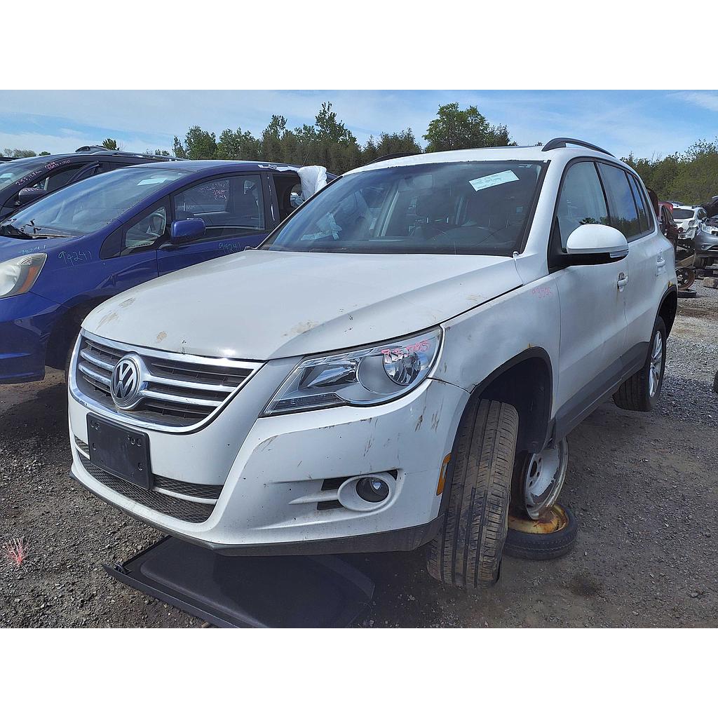 VOLKSWAGEN TIGUAN 2011