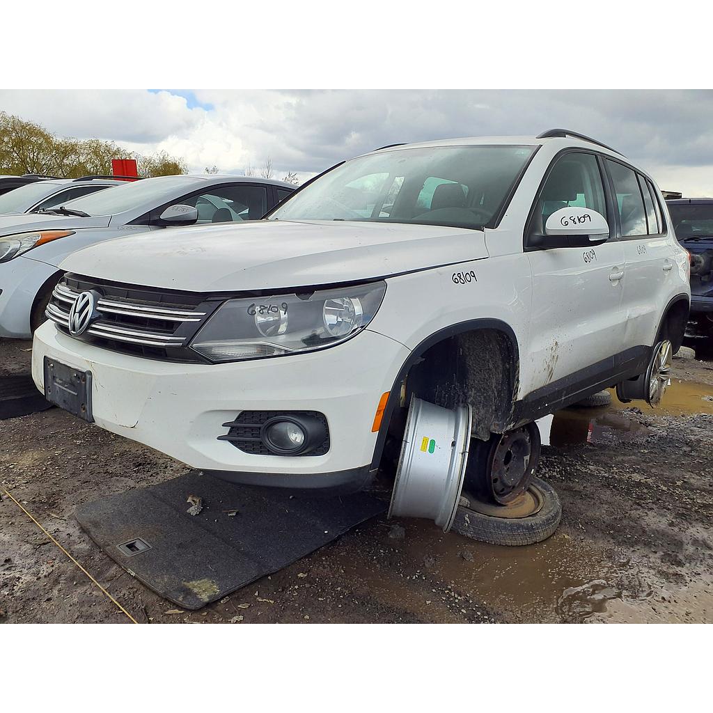 VOLKSWAGEN TIGUAN 2012