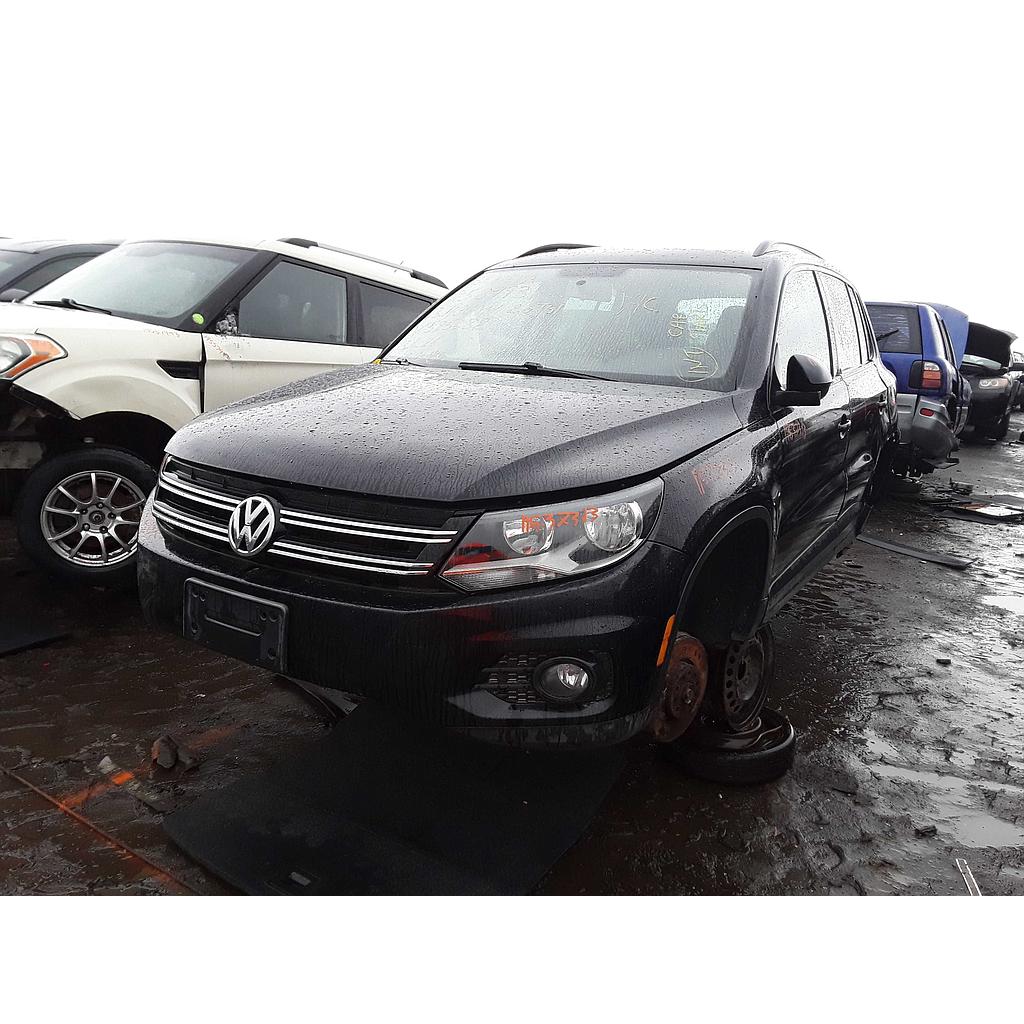 VOLKSWAGEN TIGUAN 2013