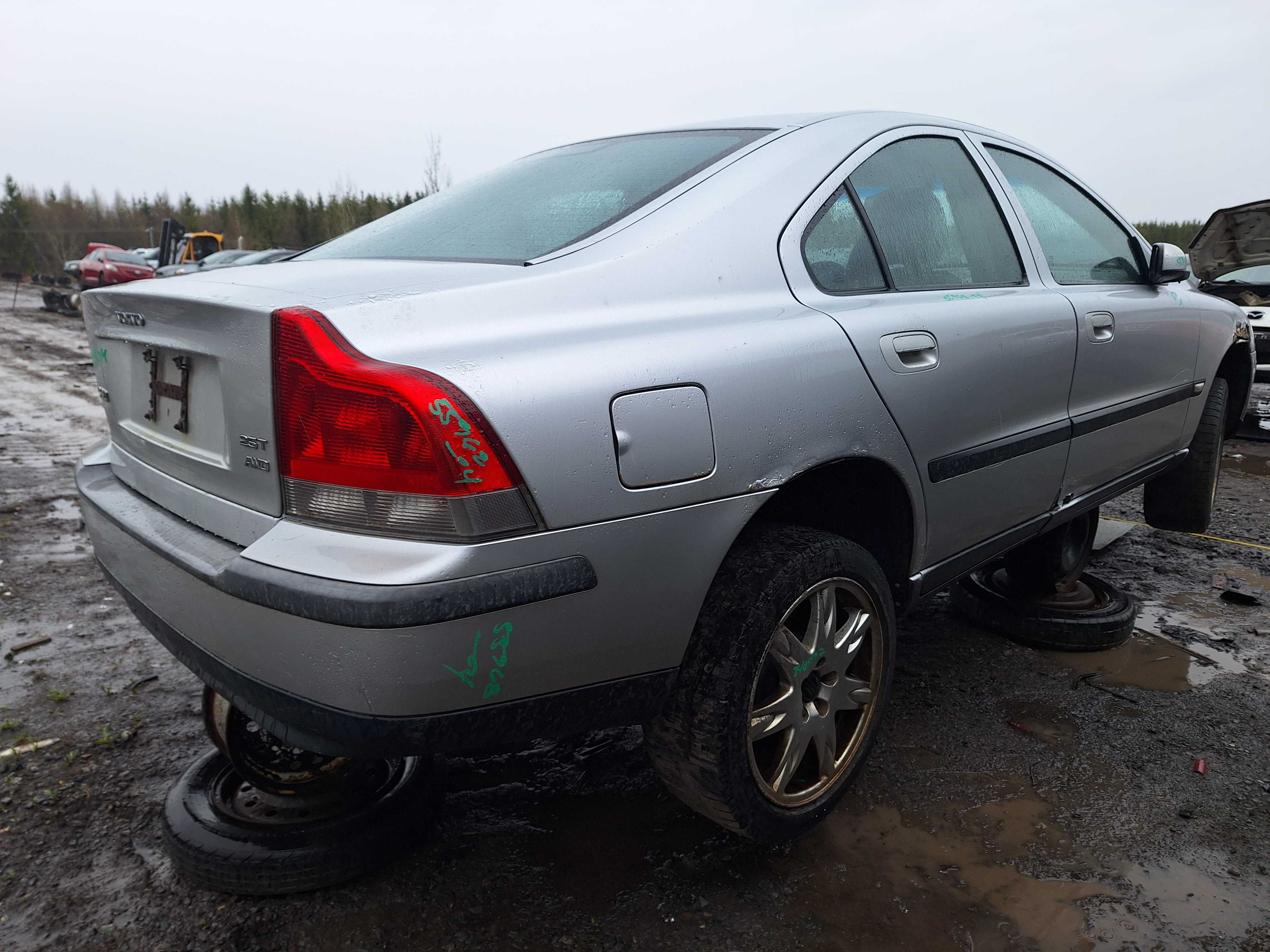 VOLVO S60 2004