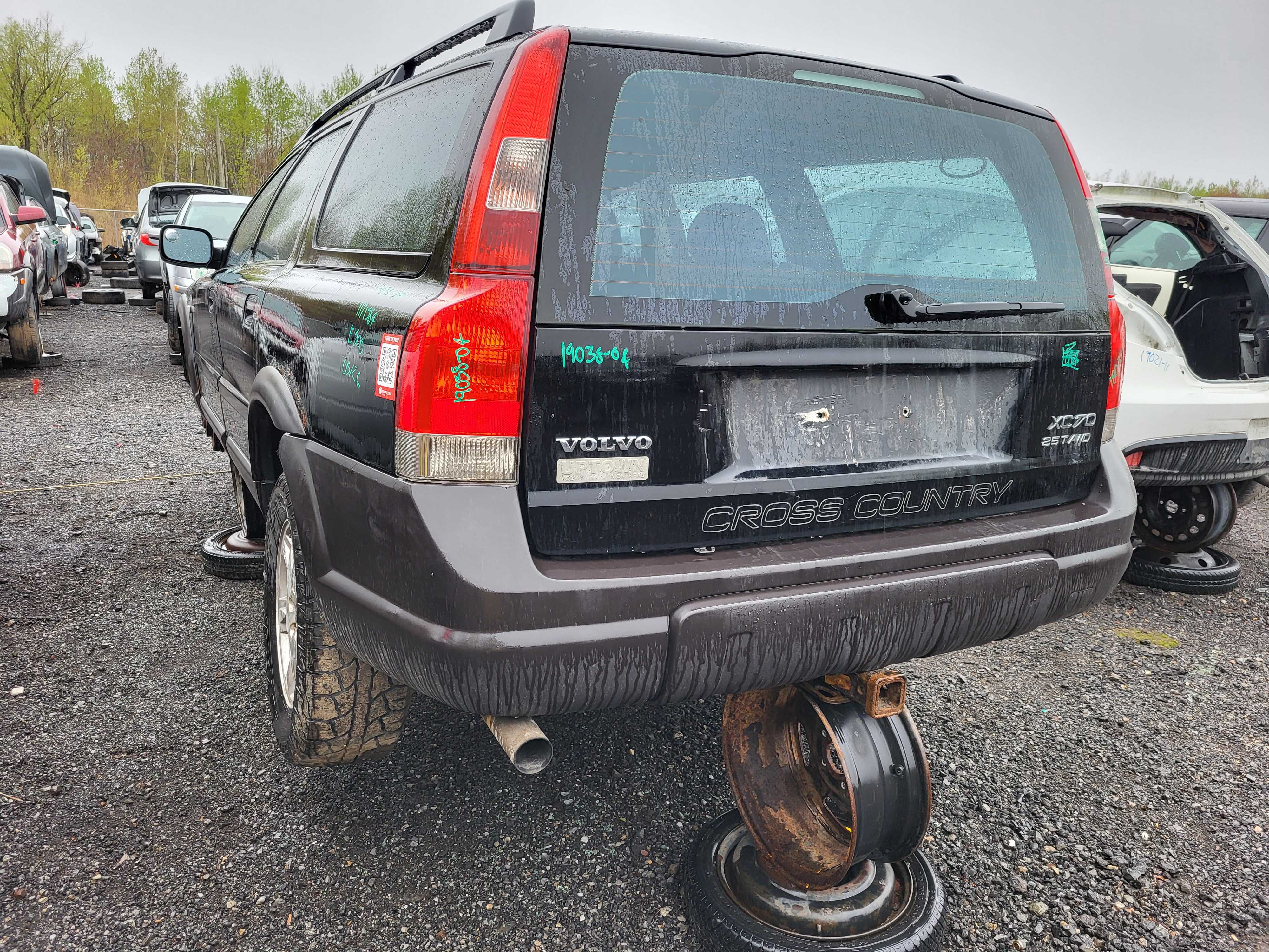 VOLVO V70 2004