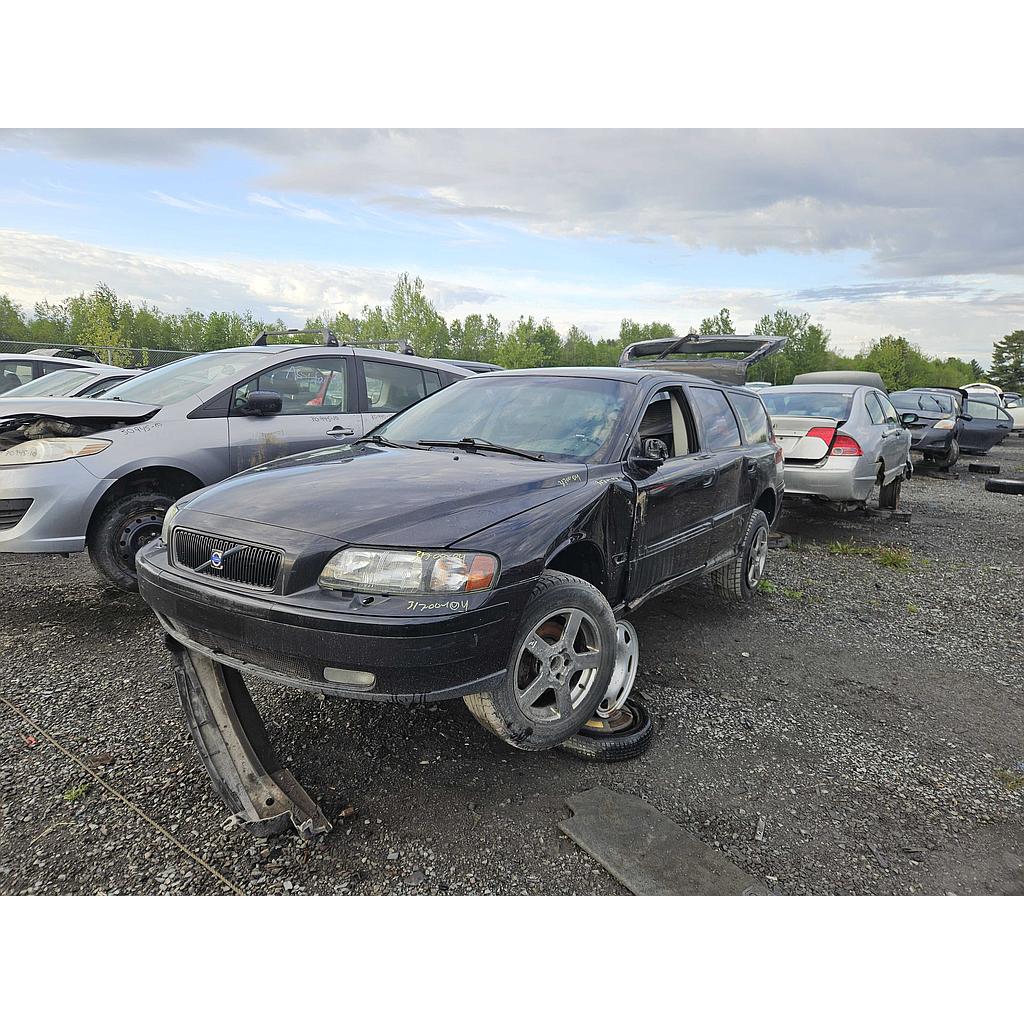 VOLVO V70 2004