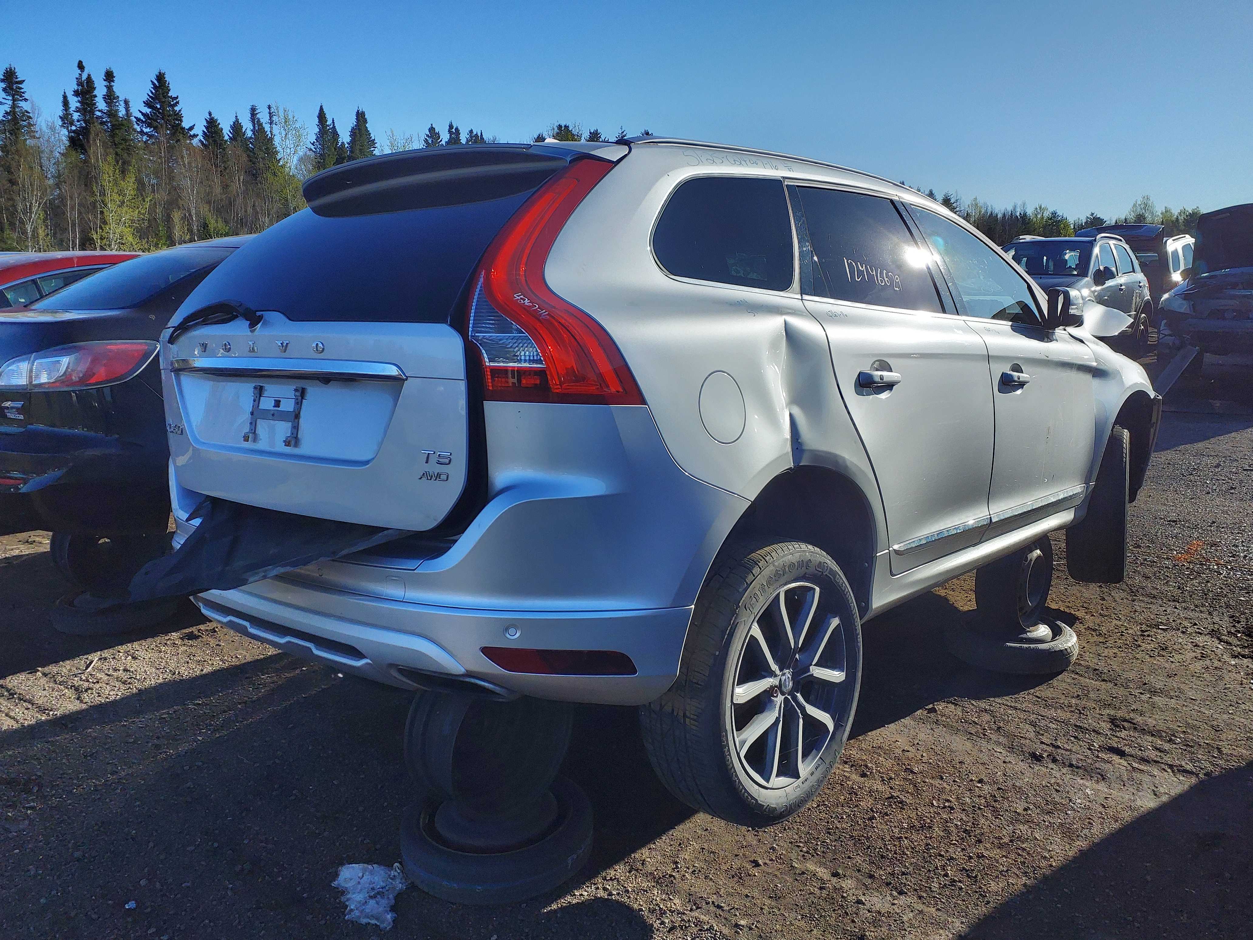 VOLVO XC60 2016