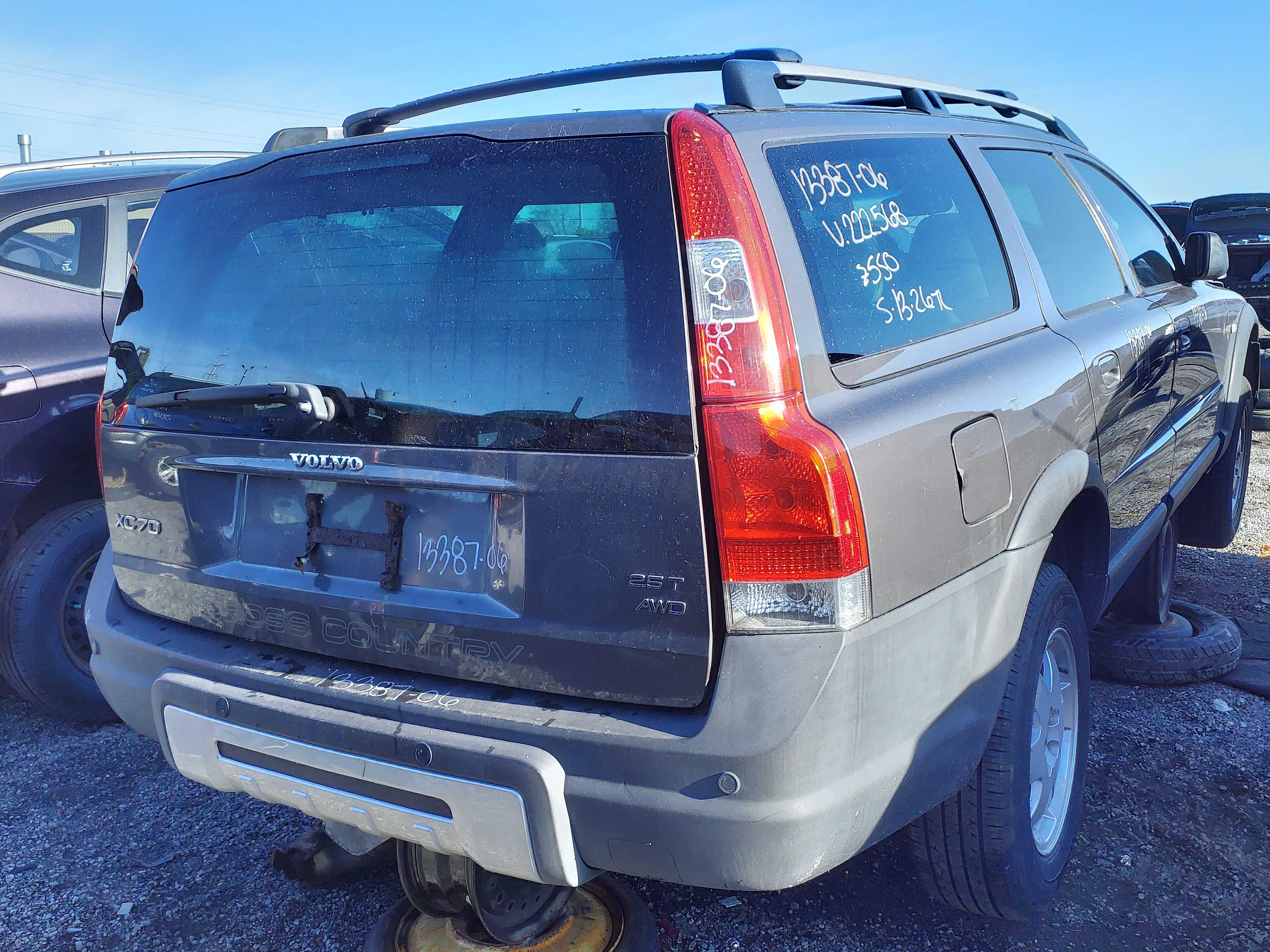VOLVO XC70 2006