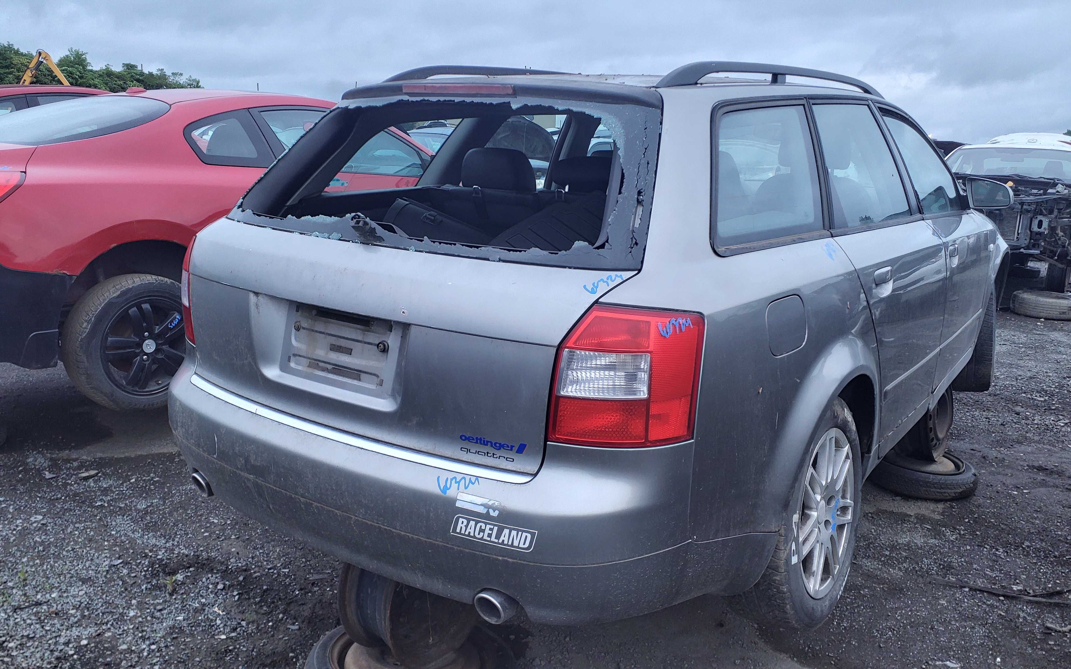 AUDI A4 2004