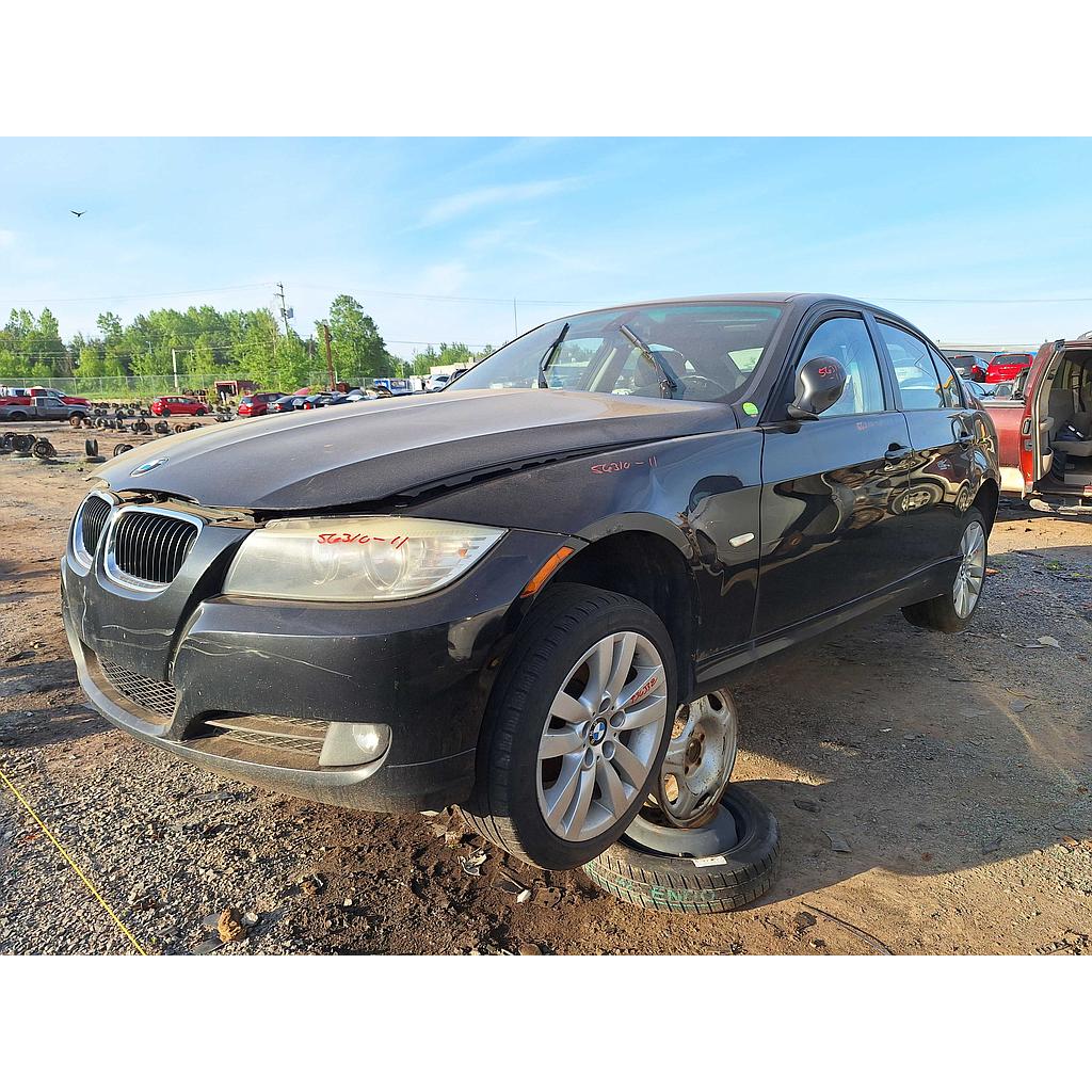 BMW 323 2011