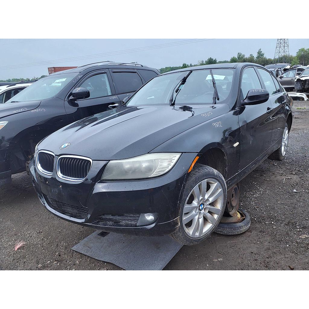 BMW 323 2011