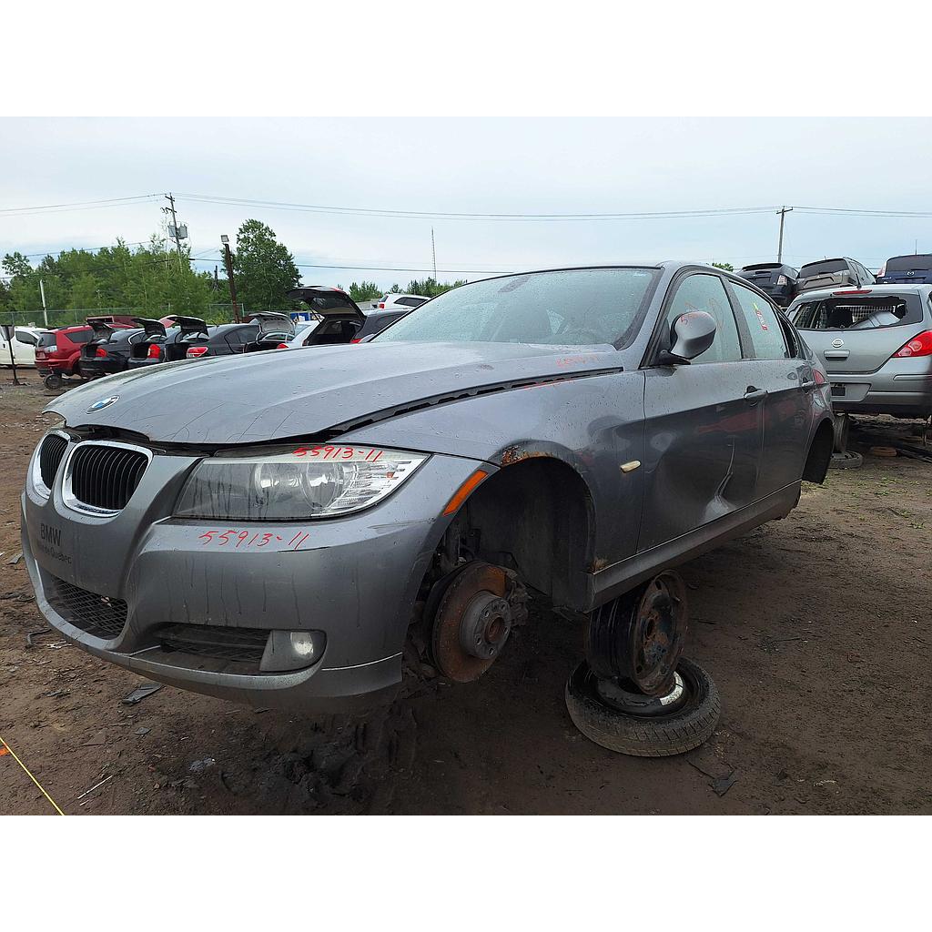 BMW 323 2011