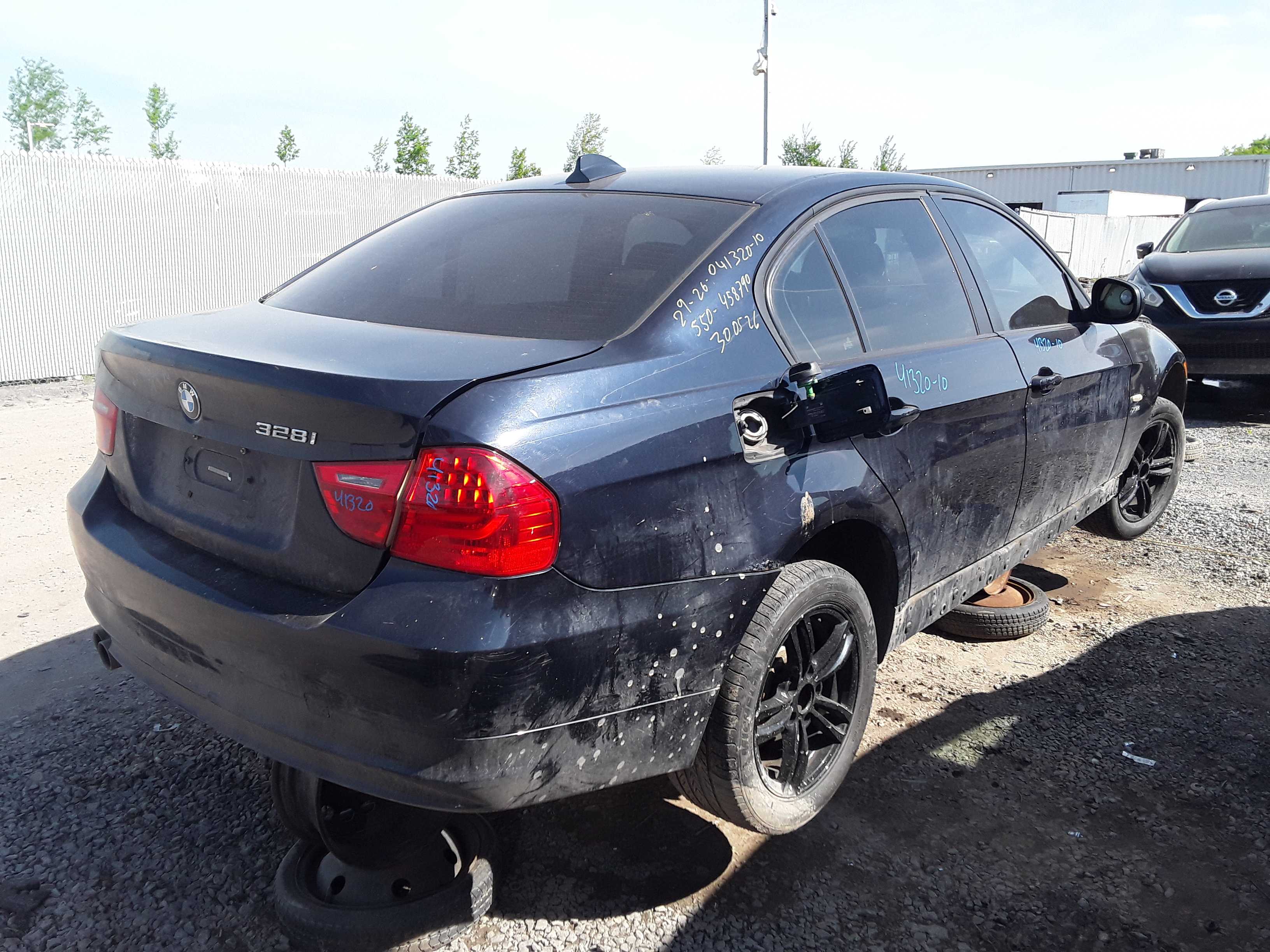 BMW 328 2010