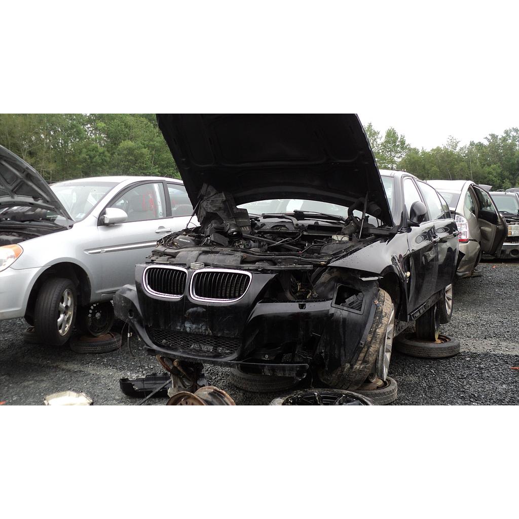 BMW 328 2011