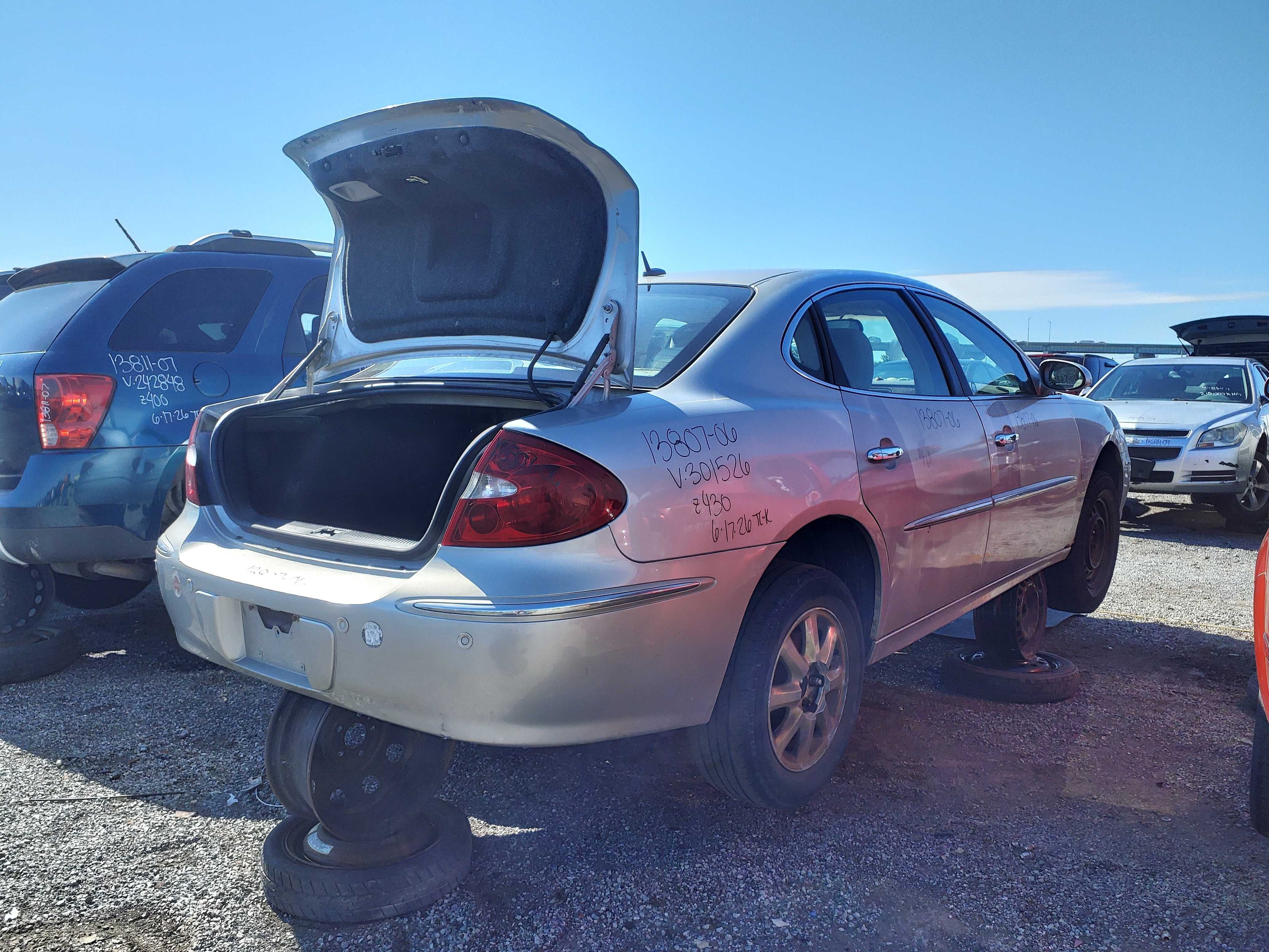 BUICK ALLURE 2006