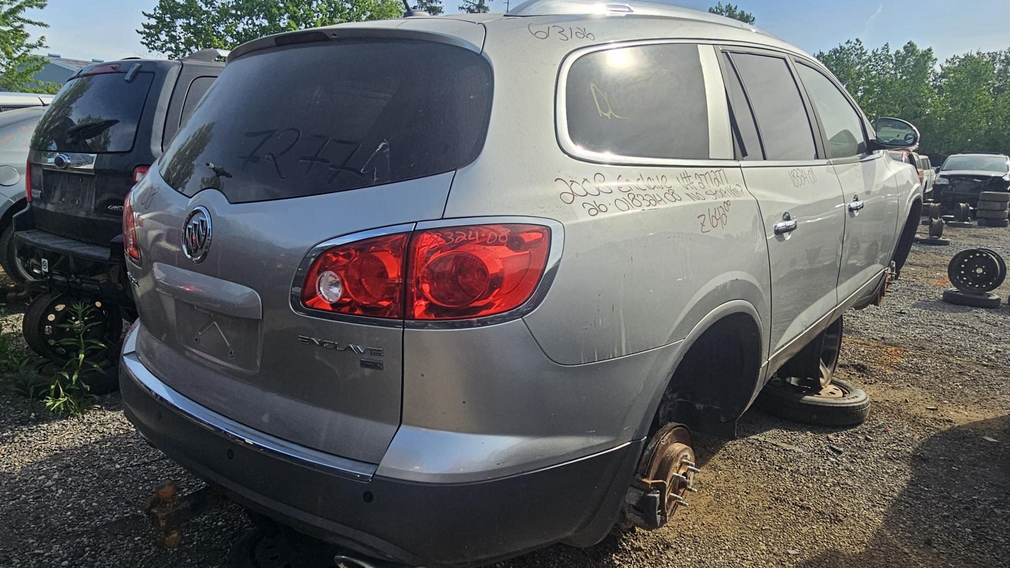 BUICK ENCLAVE 2008