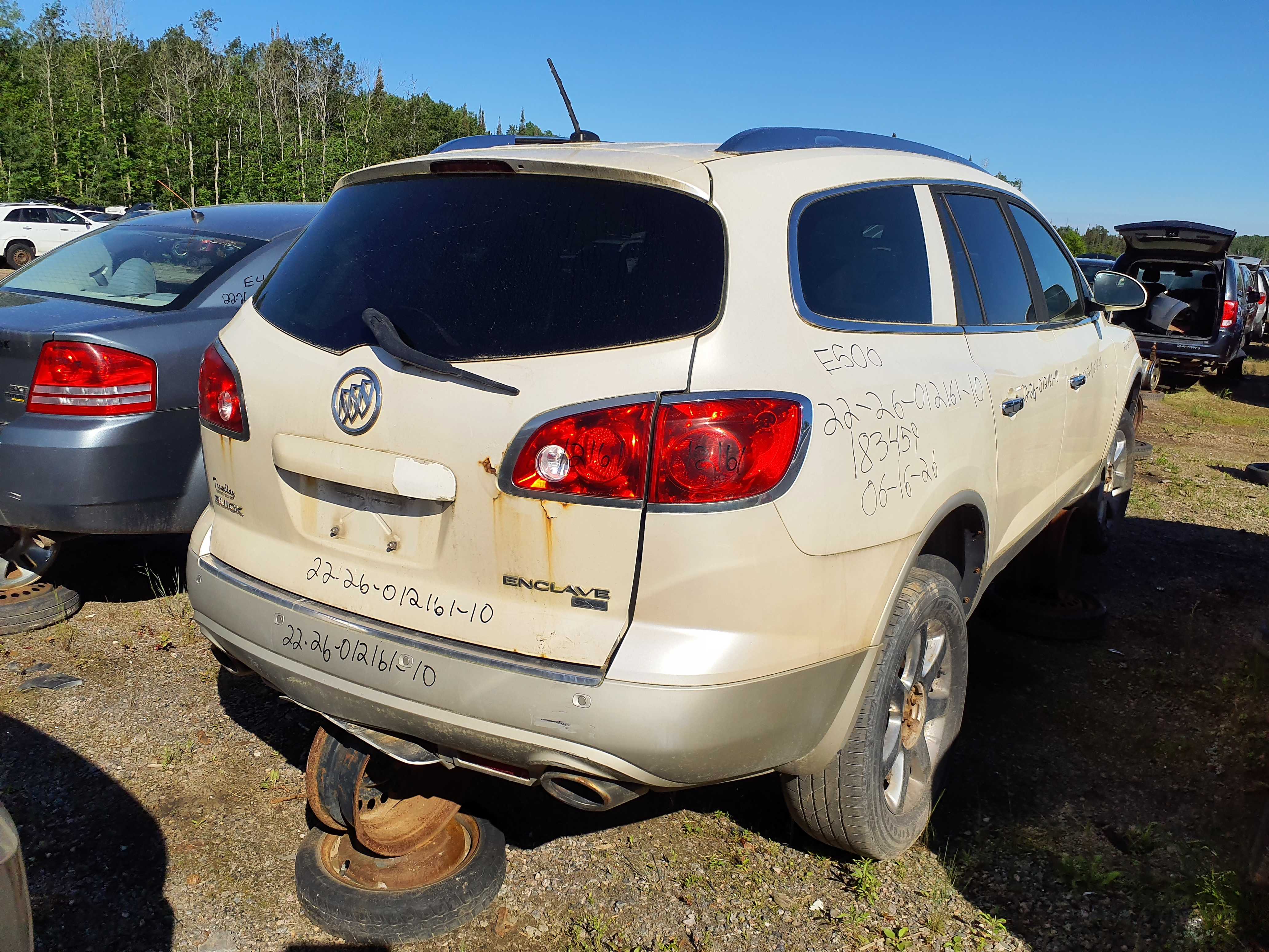 BUICK ENCLAVE 2010