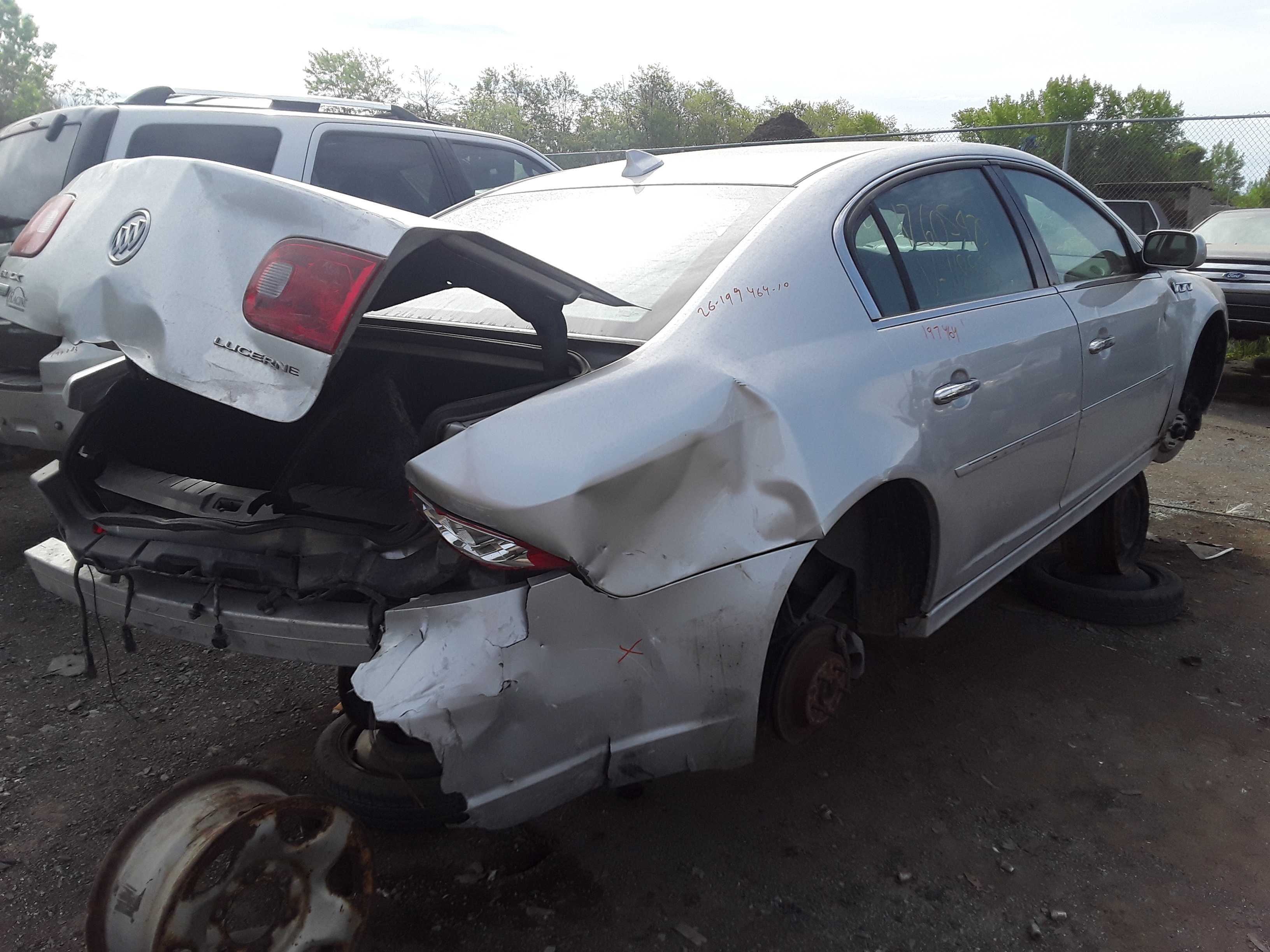 BUICK LUCERNE 2010