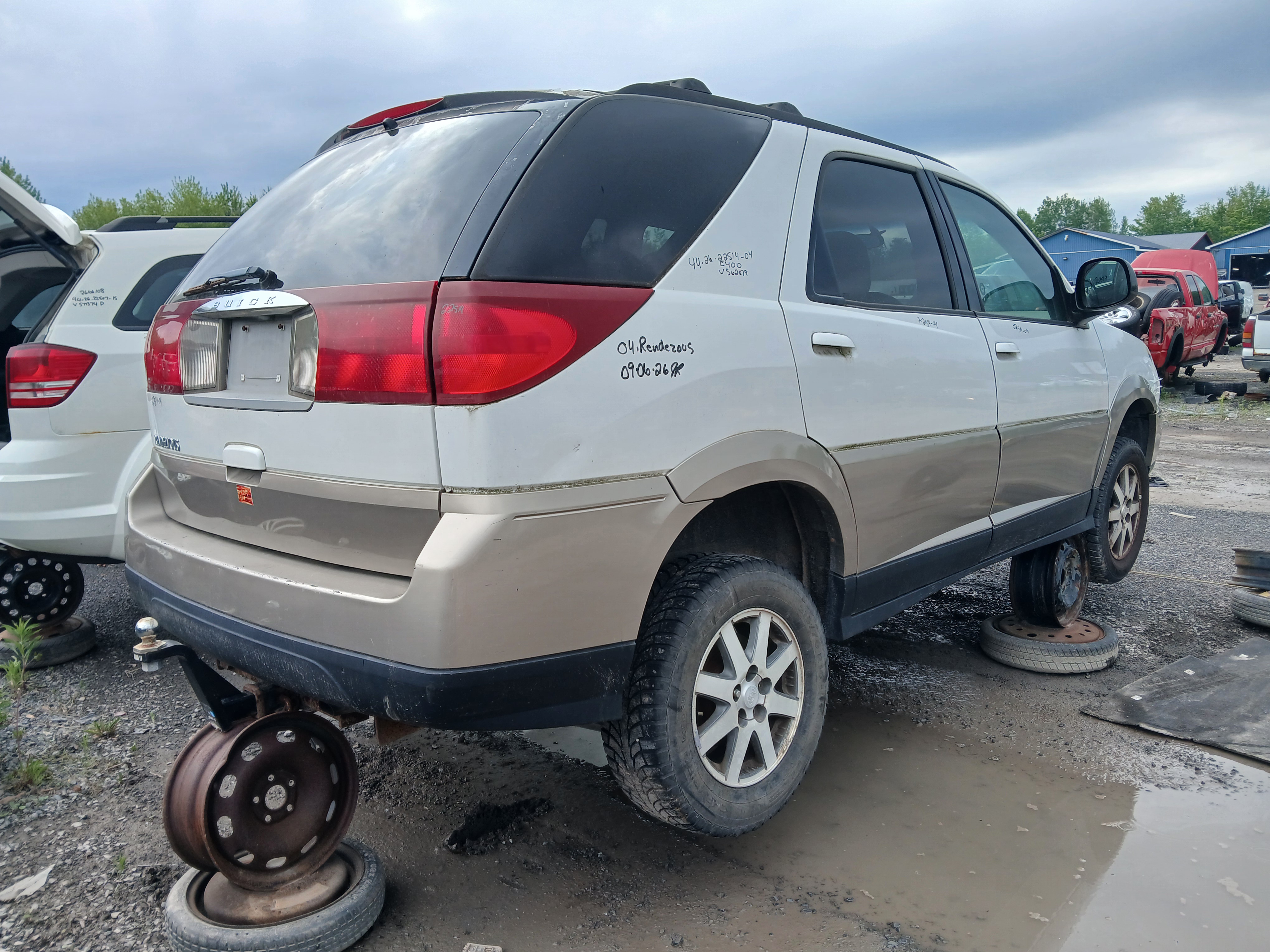 BUICK RENDEZVOUS 2004