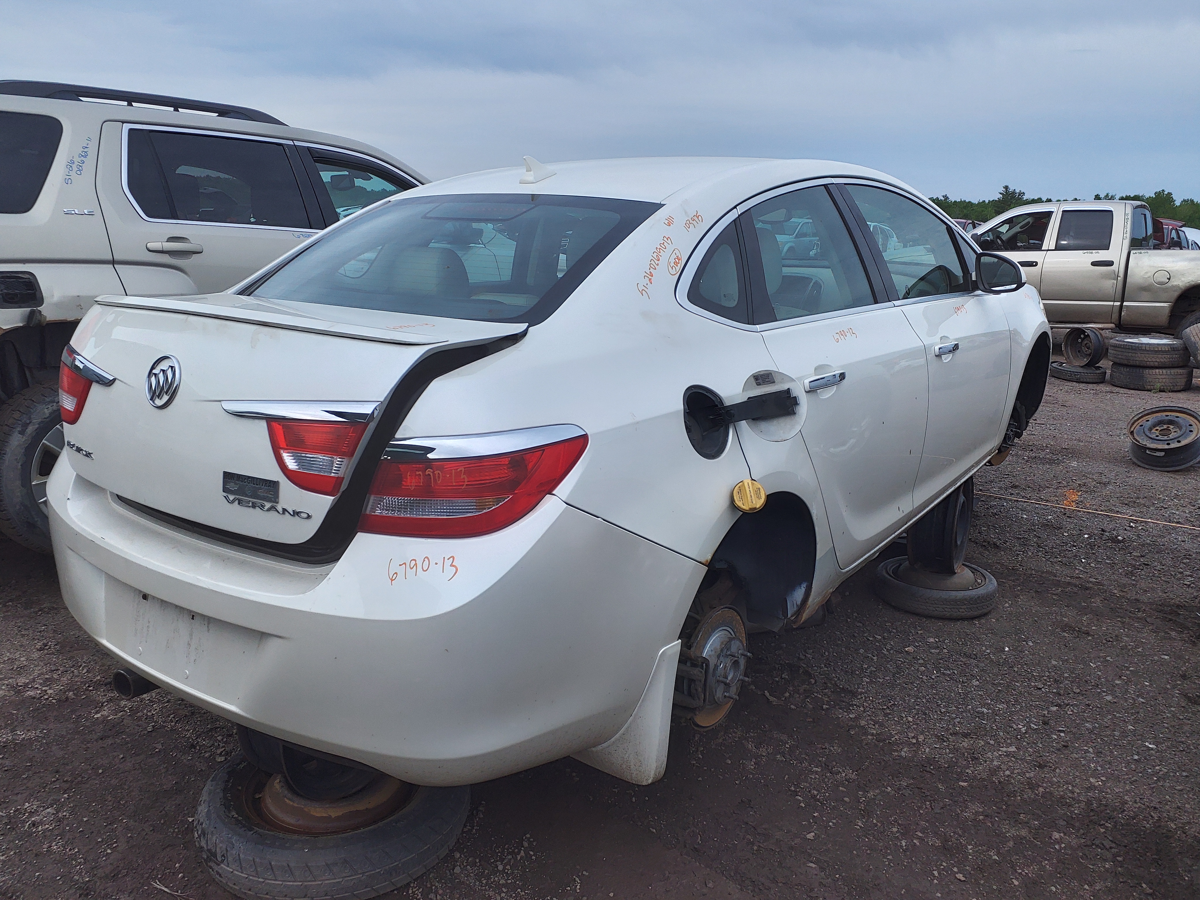 BUICK VERANO 2013