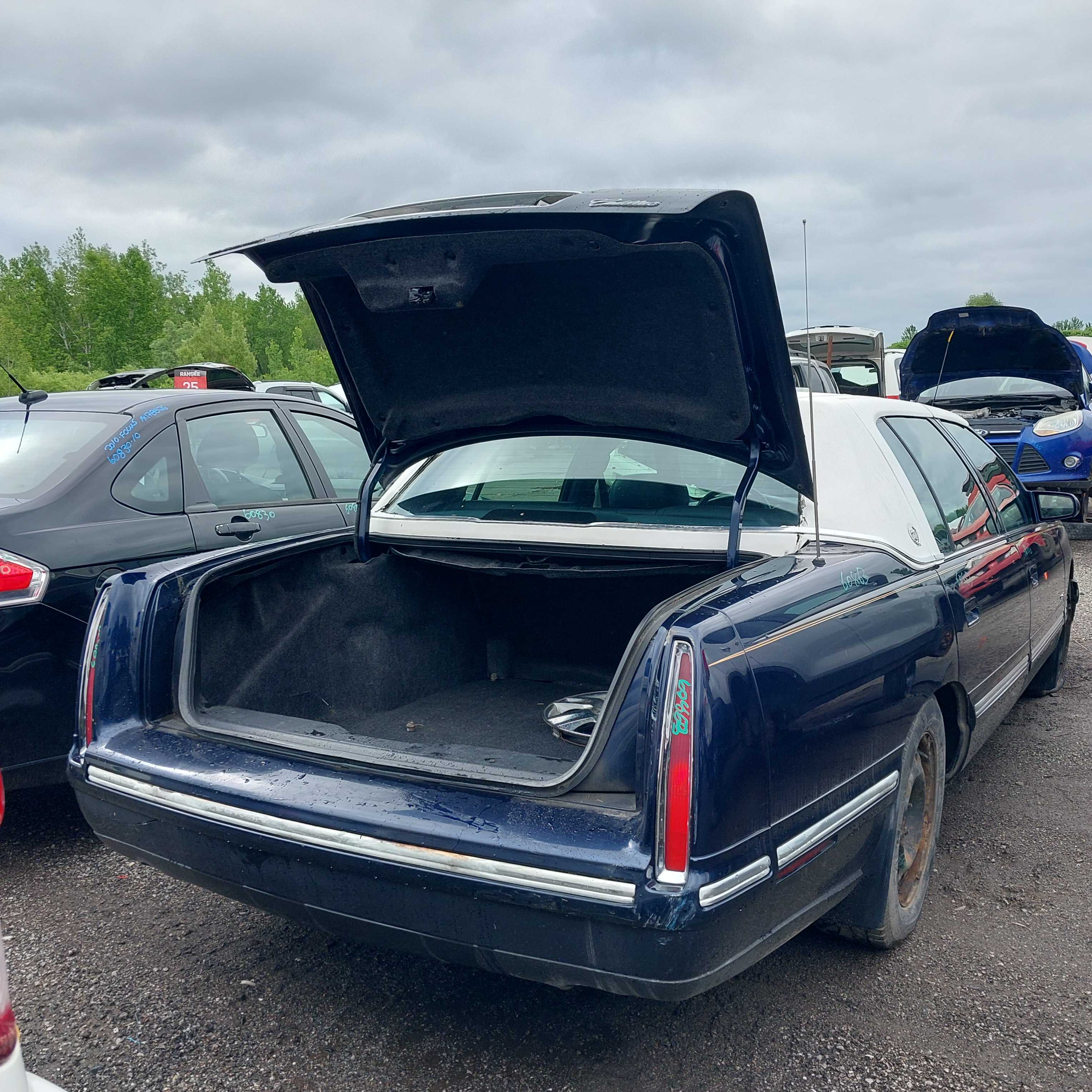CADILLAC DEVILLE 1998