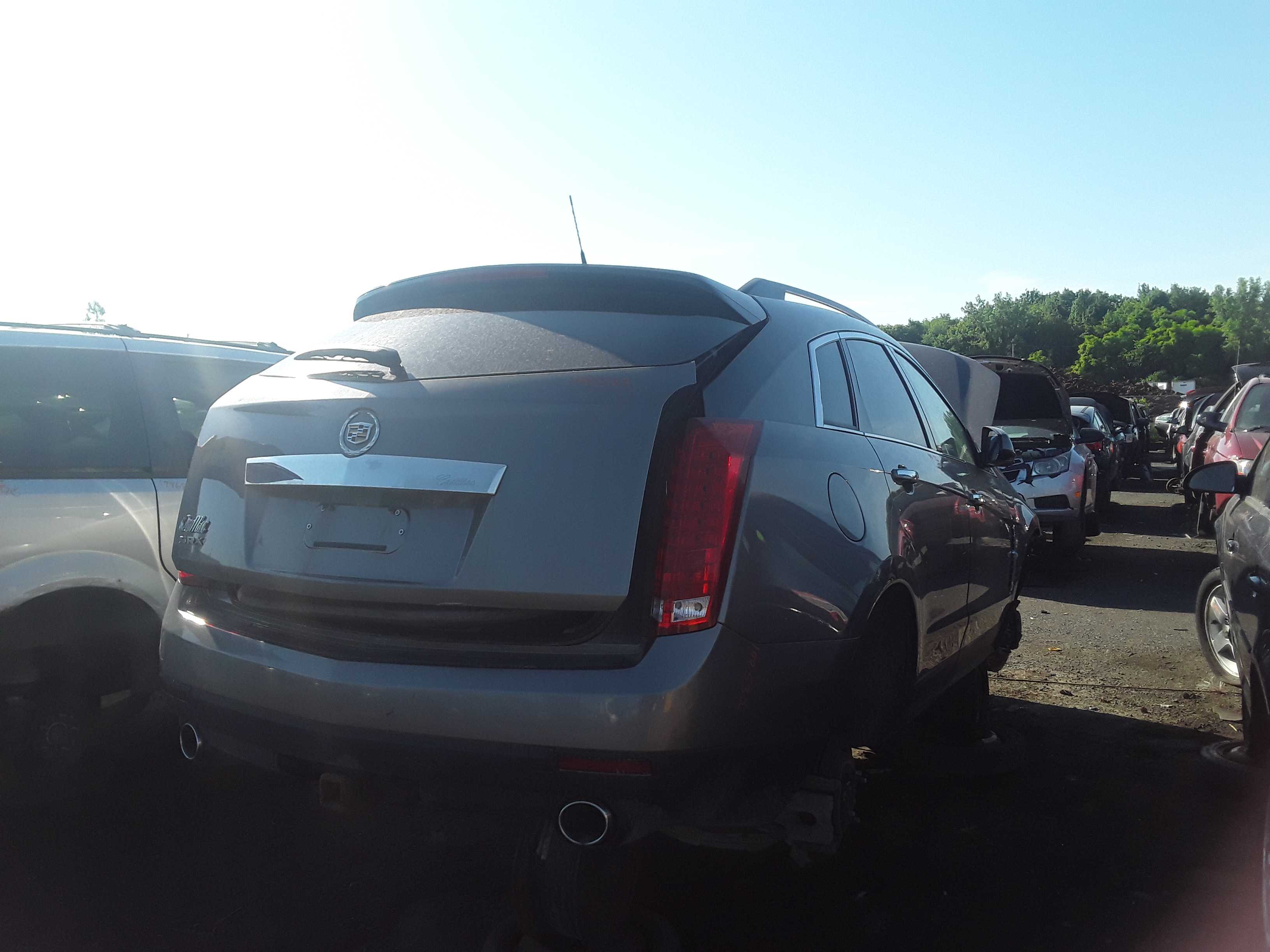 CADILLAC SRX 2011