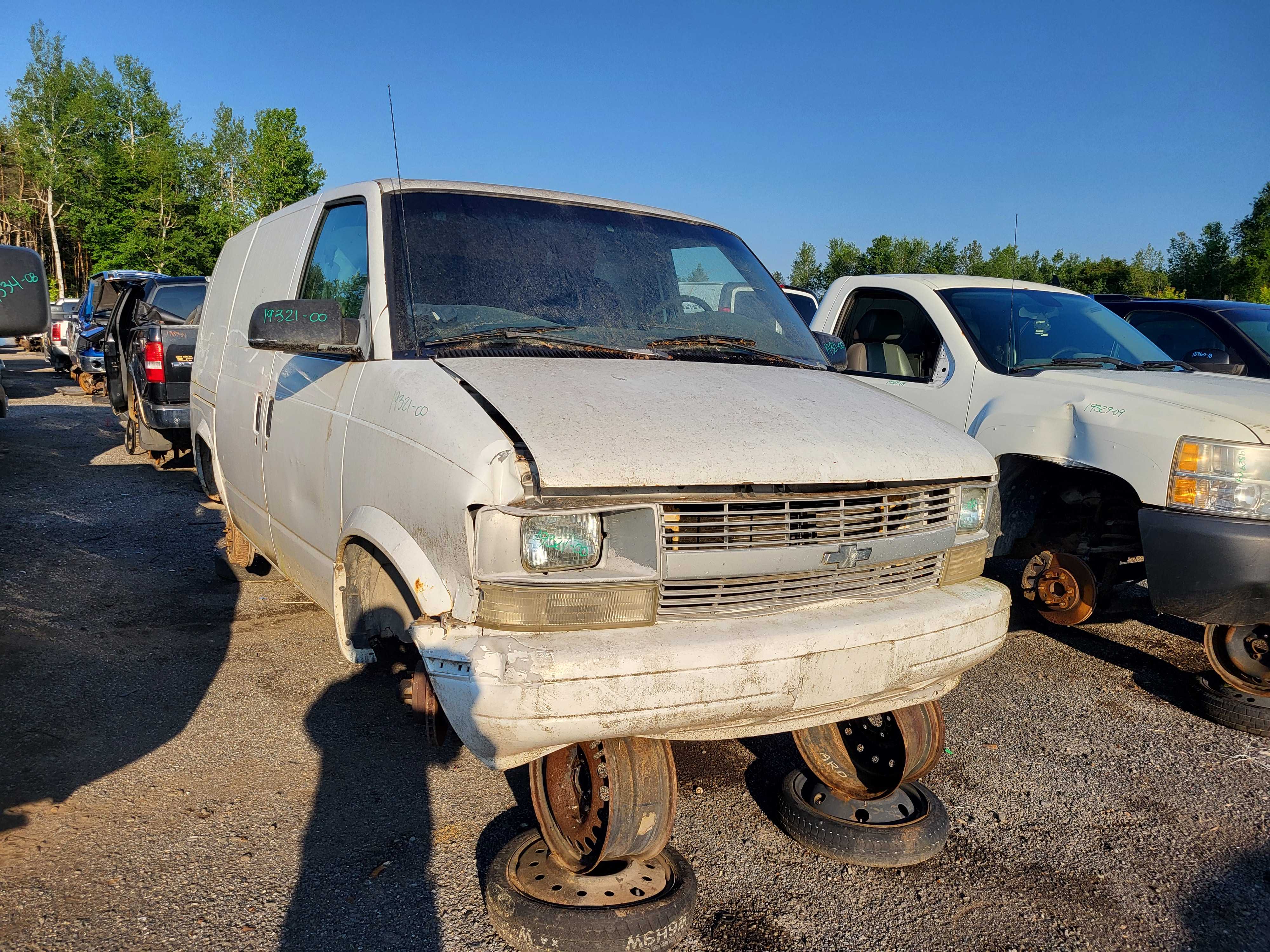 CHEVROLET ASTRO 2000