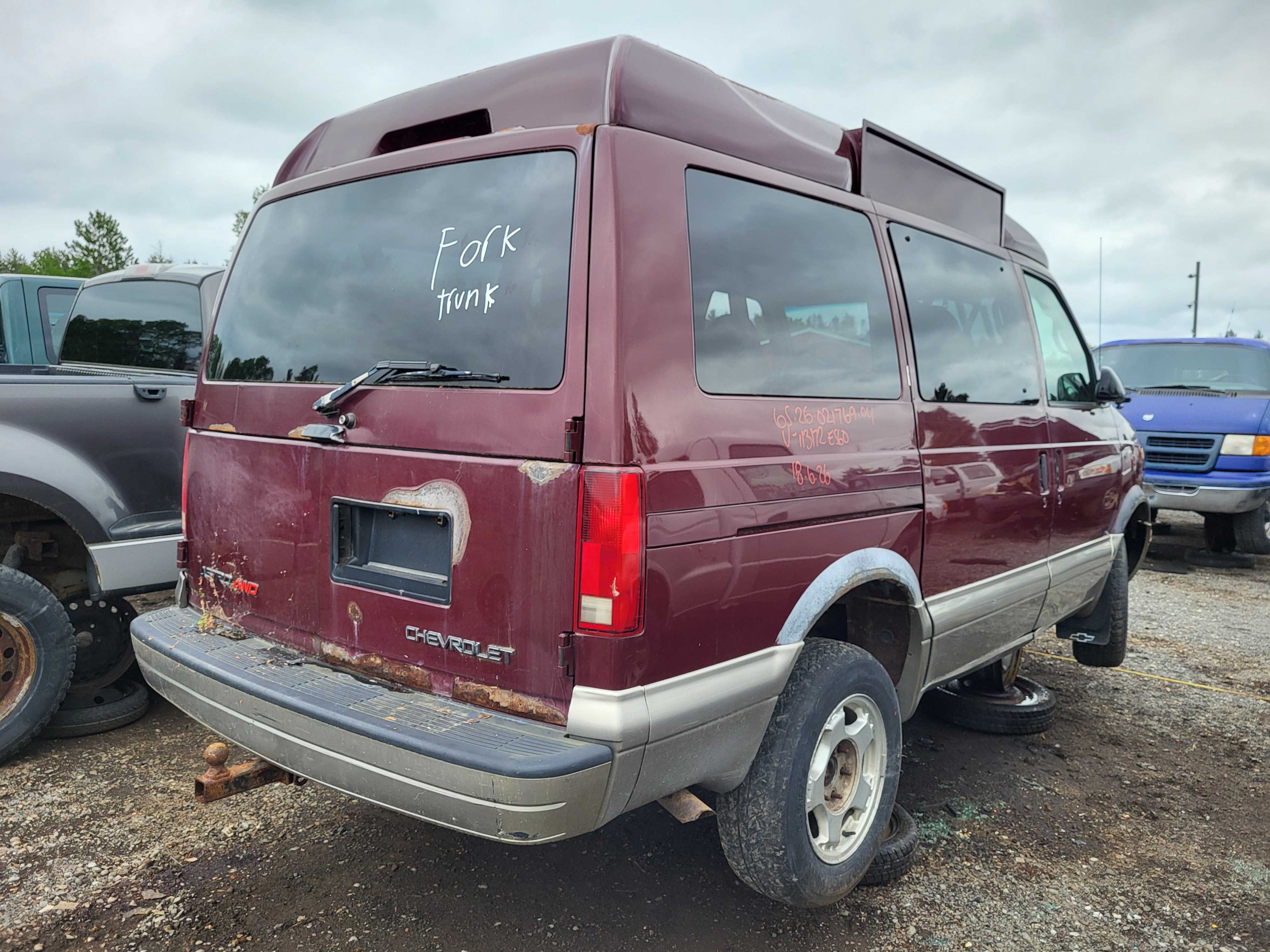 CHEVROLET ASTRO 2004