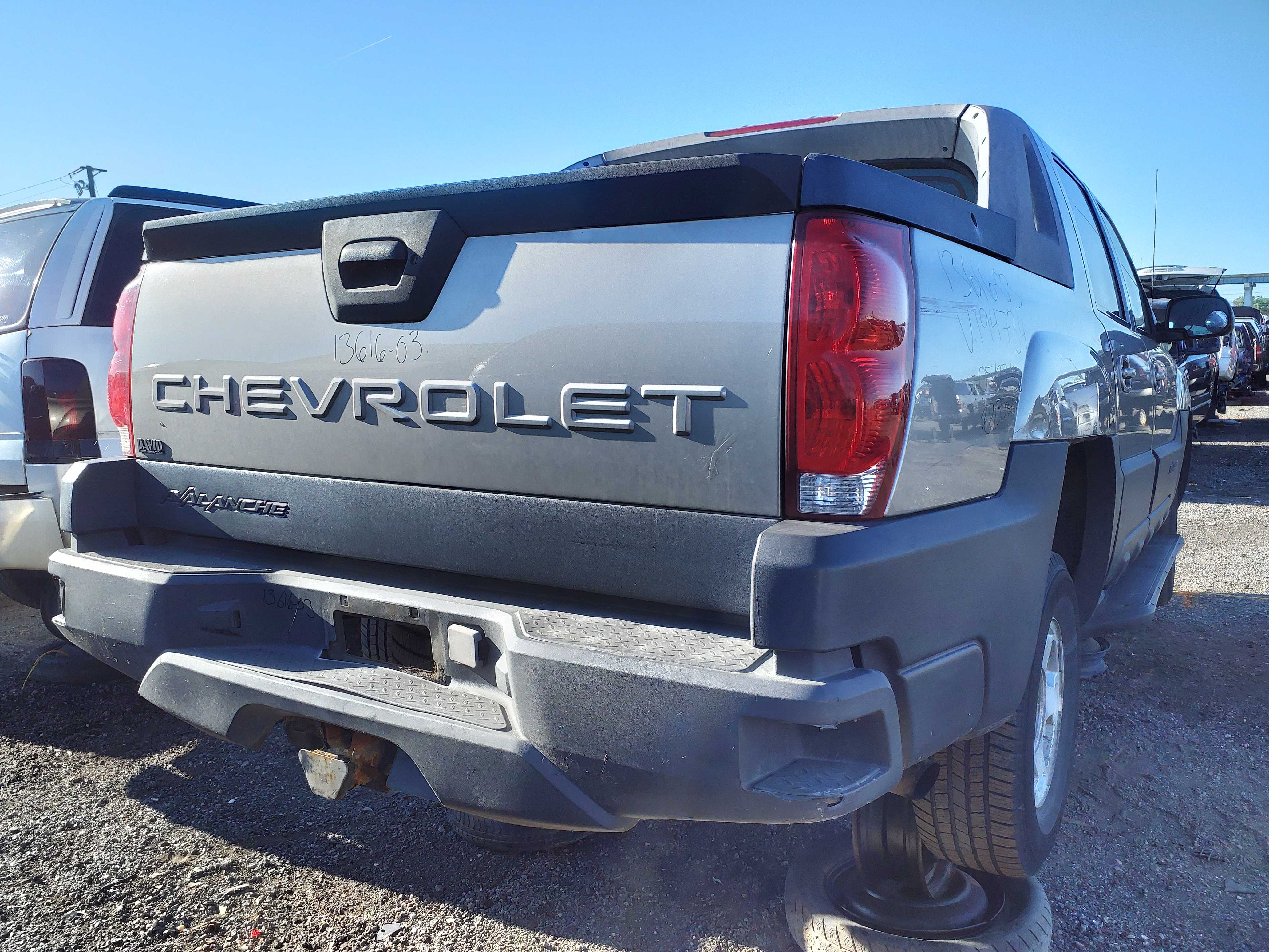 CHEVROLET AVALANCHE 2003