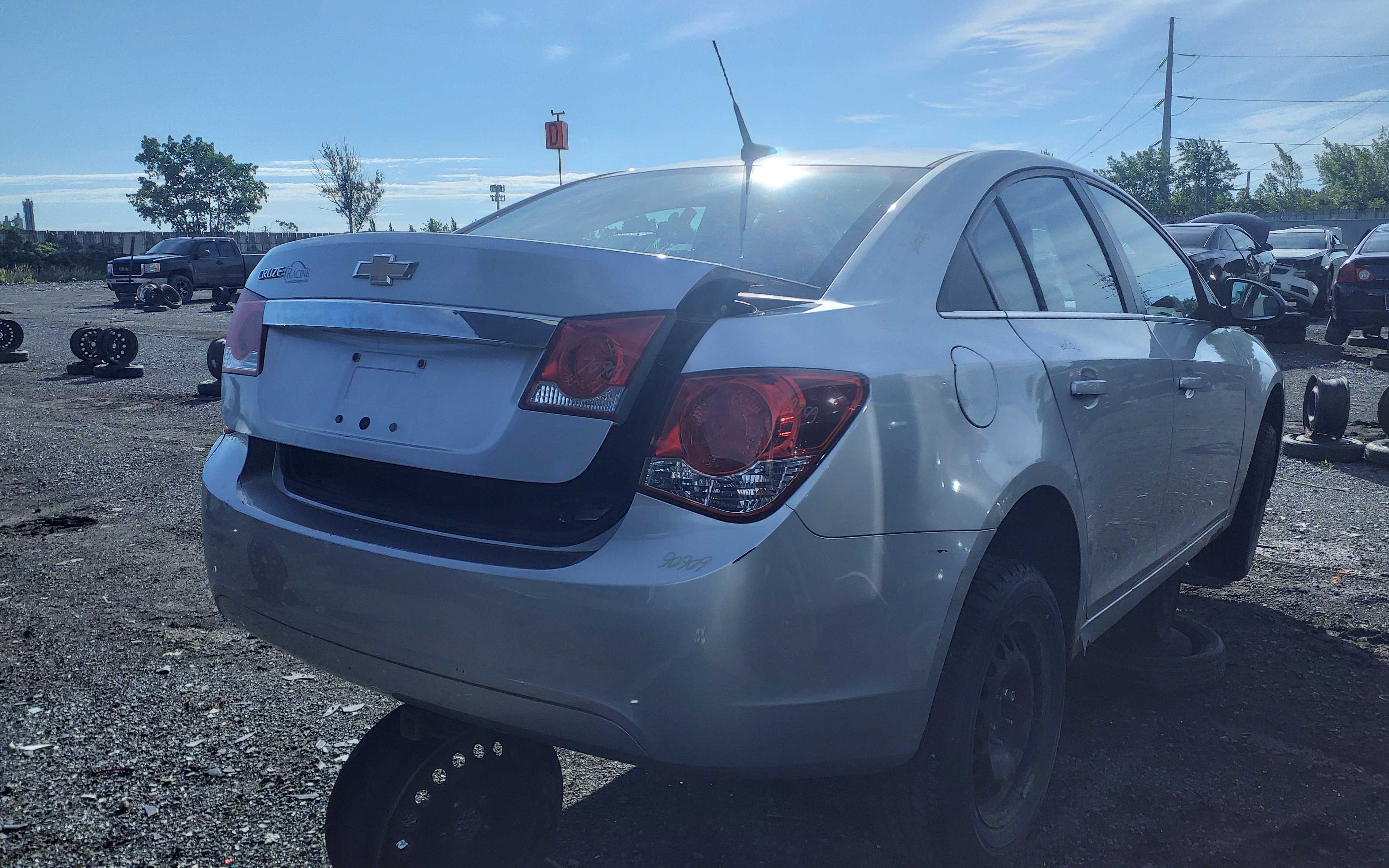 CHEVROLET CRUZE 2011