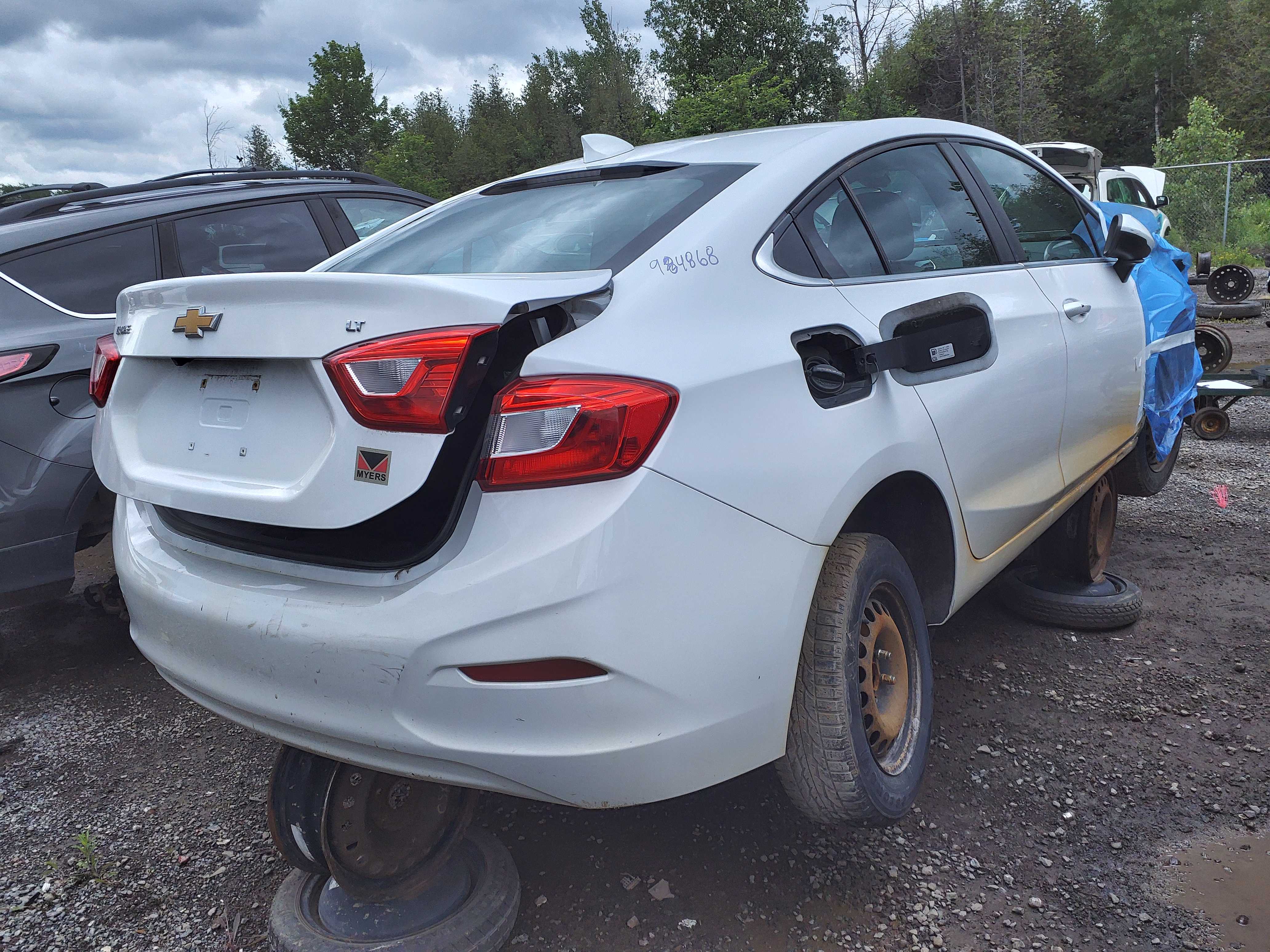 CHEVROLET CRUZE 2018
