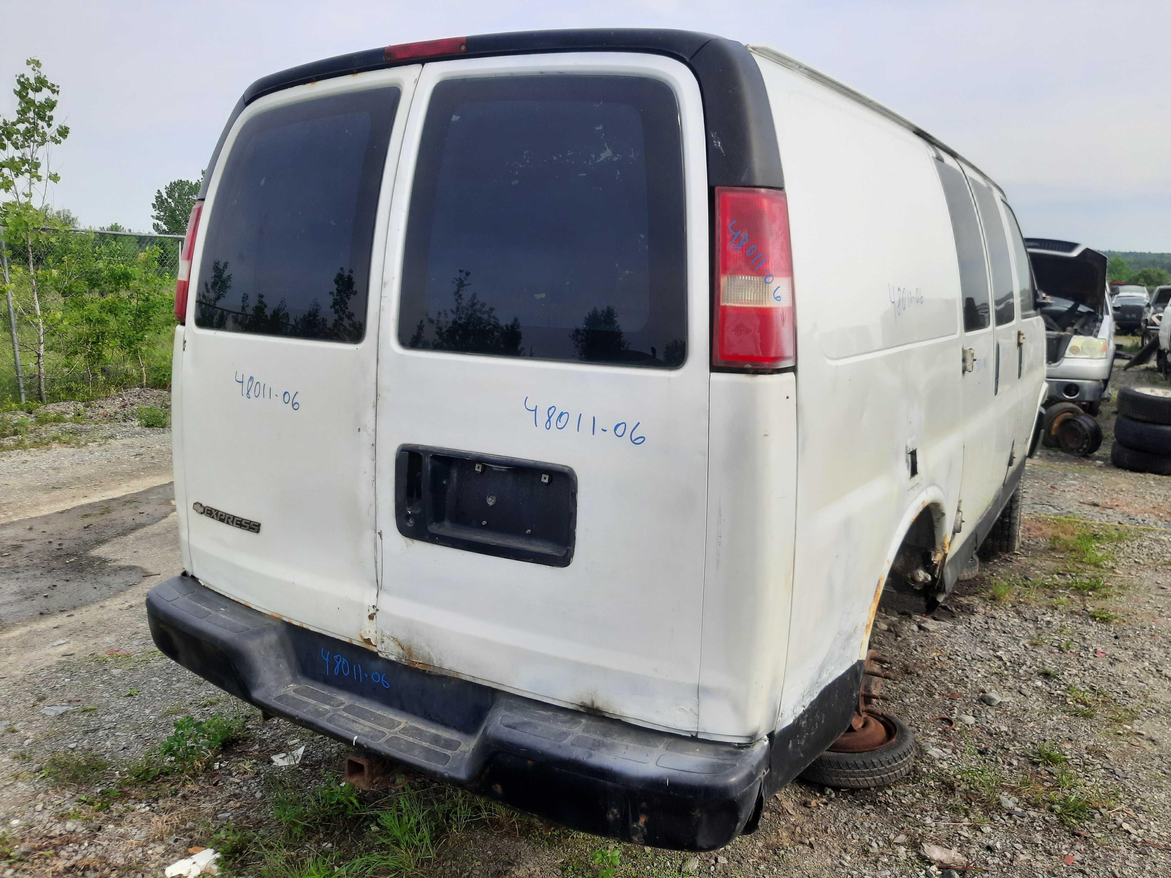 CHEVROLET EXPRESS VAN 2006