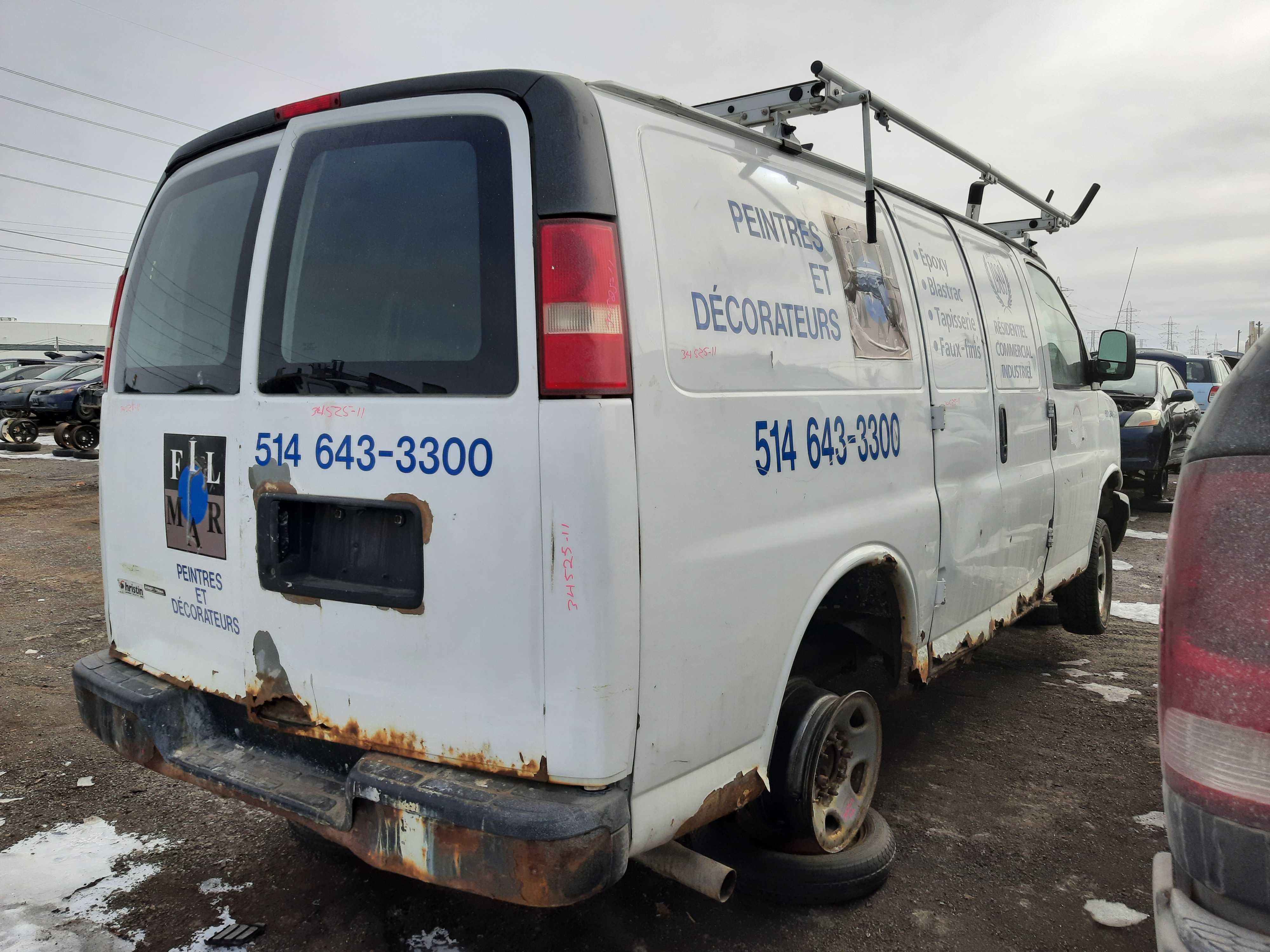 CHEVROLET EXPRESS VAN 2011