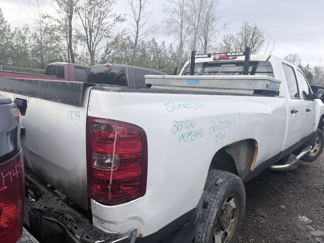 CHEVROLET SILVERADO 2500 2011