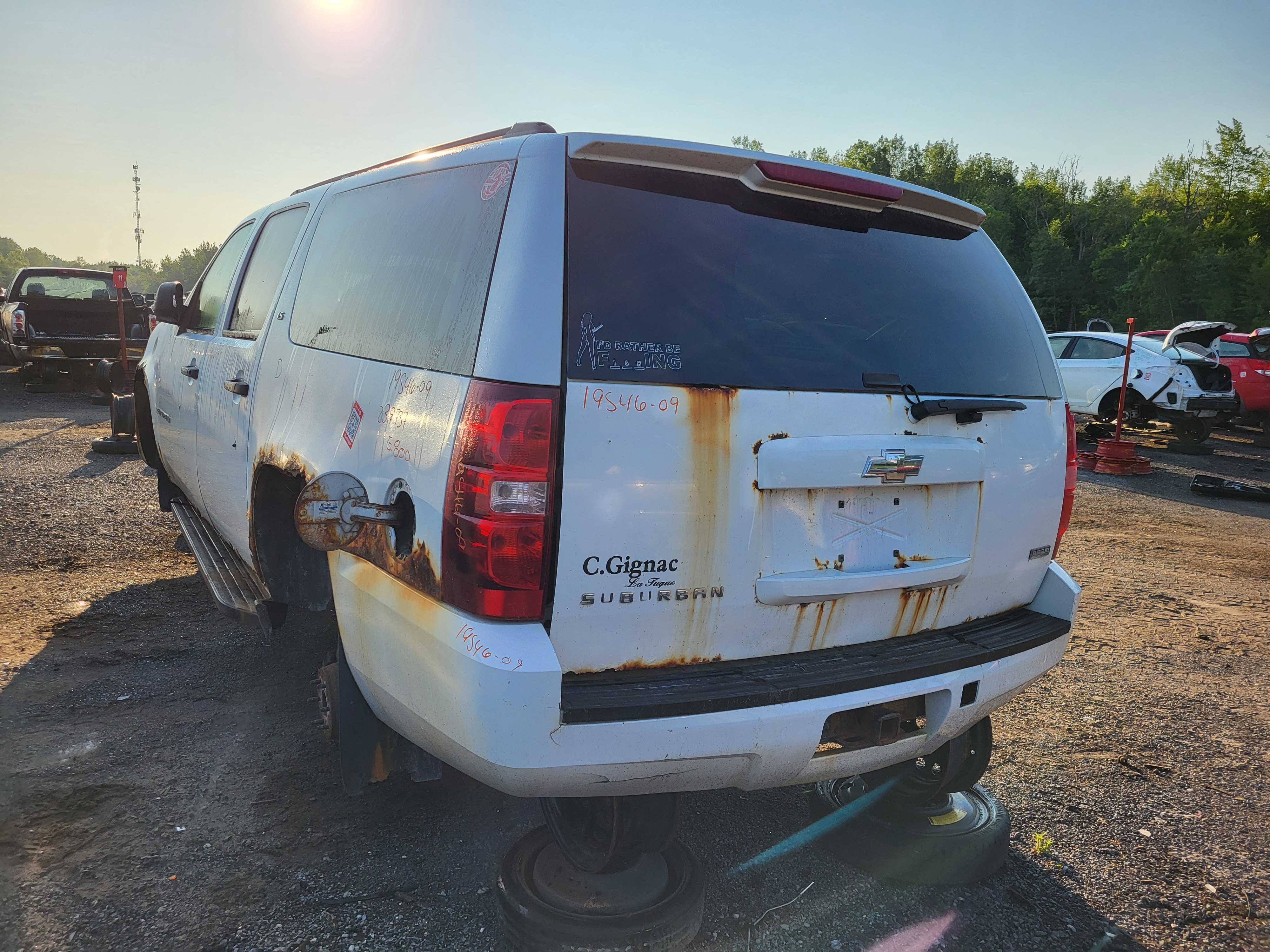 CHEVROLET SUBURBAN 2009