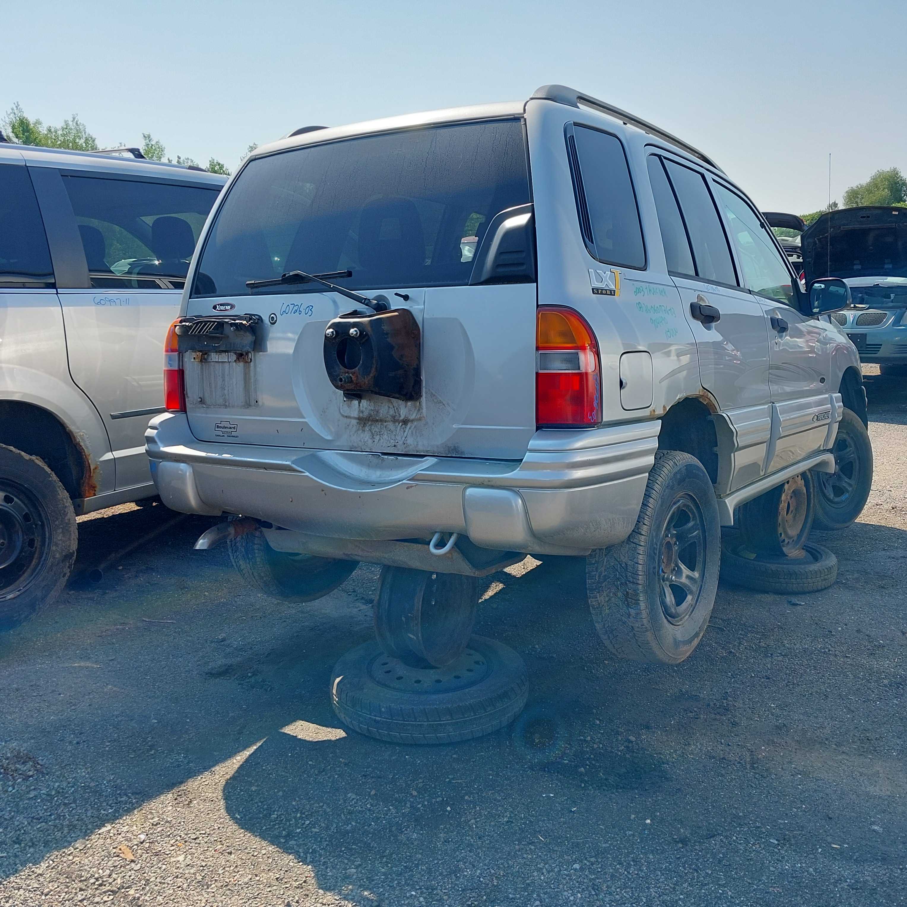 CHEVROLET TRACKER 2003