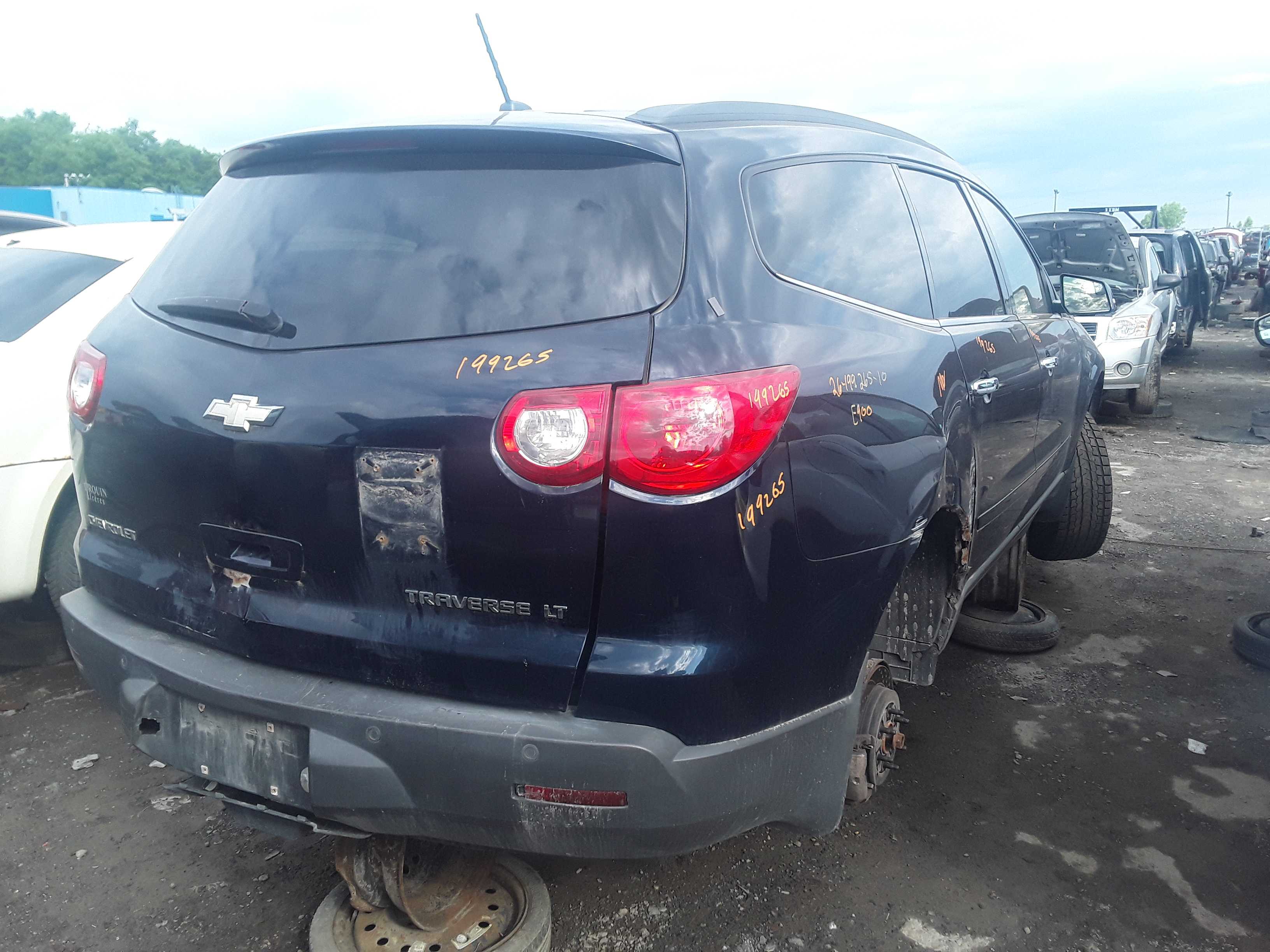CHEVROLET TRAVERSE 2010