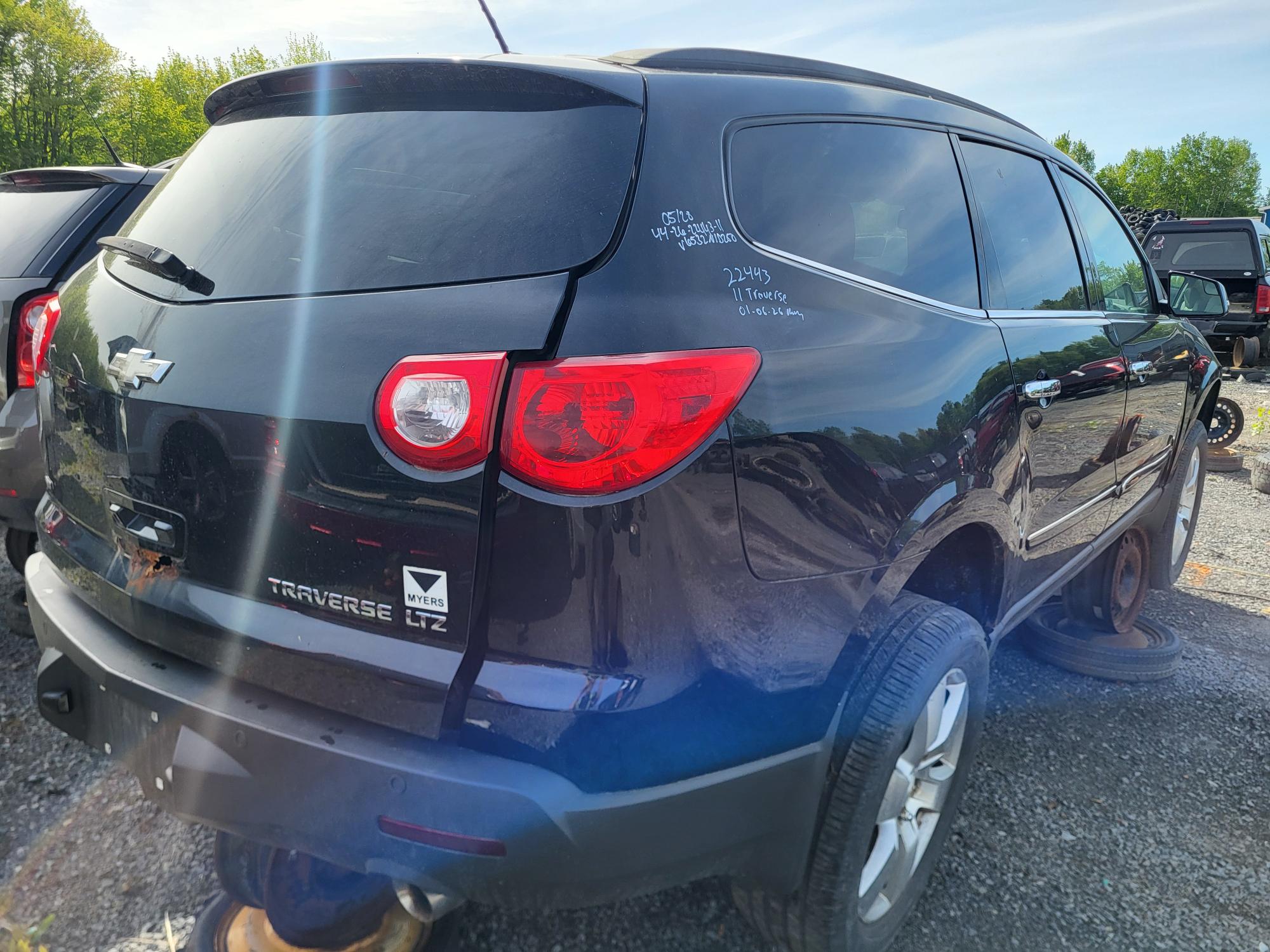 CHEVROLET TRAVERSE 2011