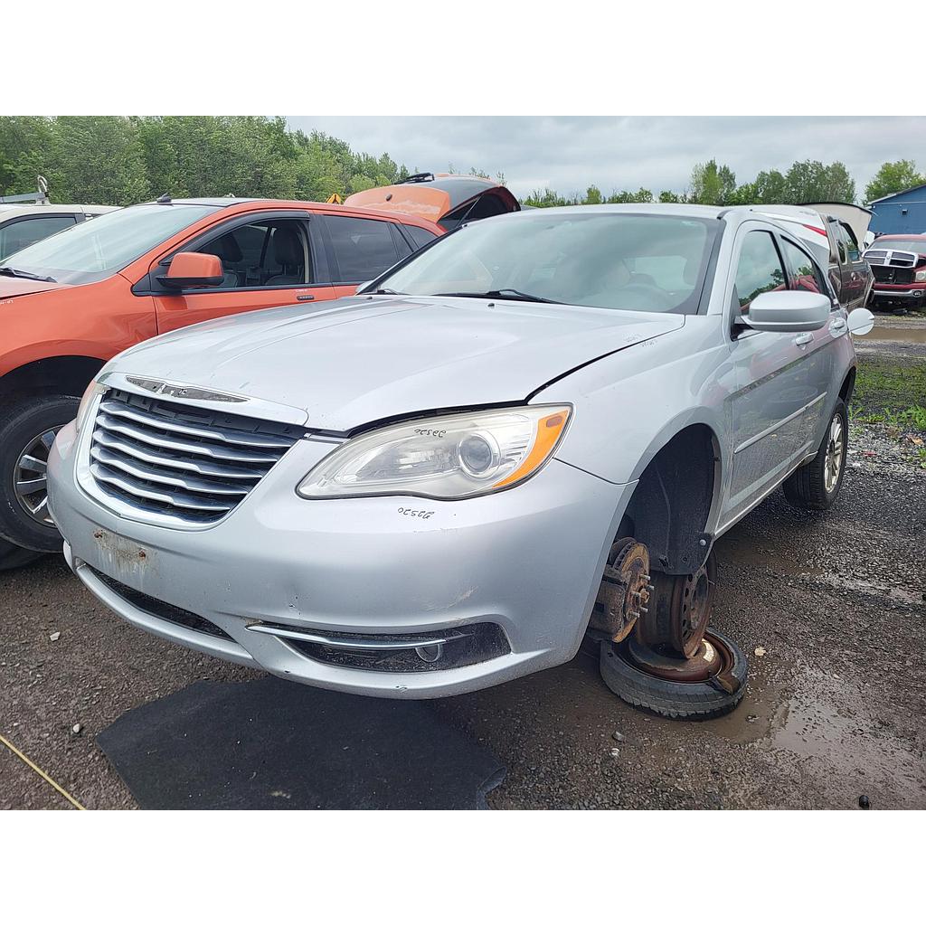 CHRYSLER 200 2011
