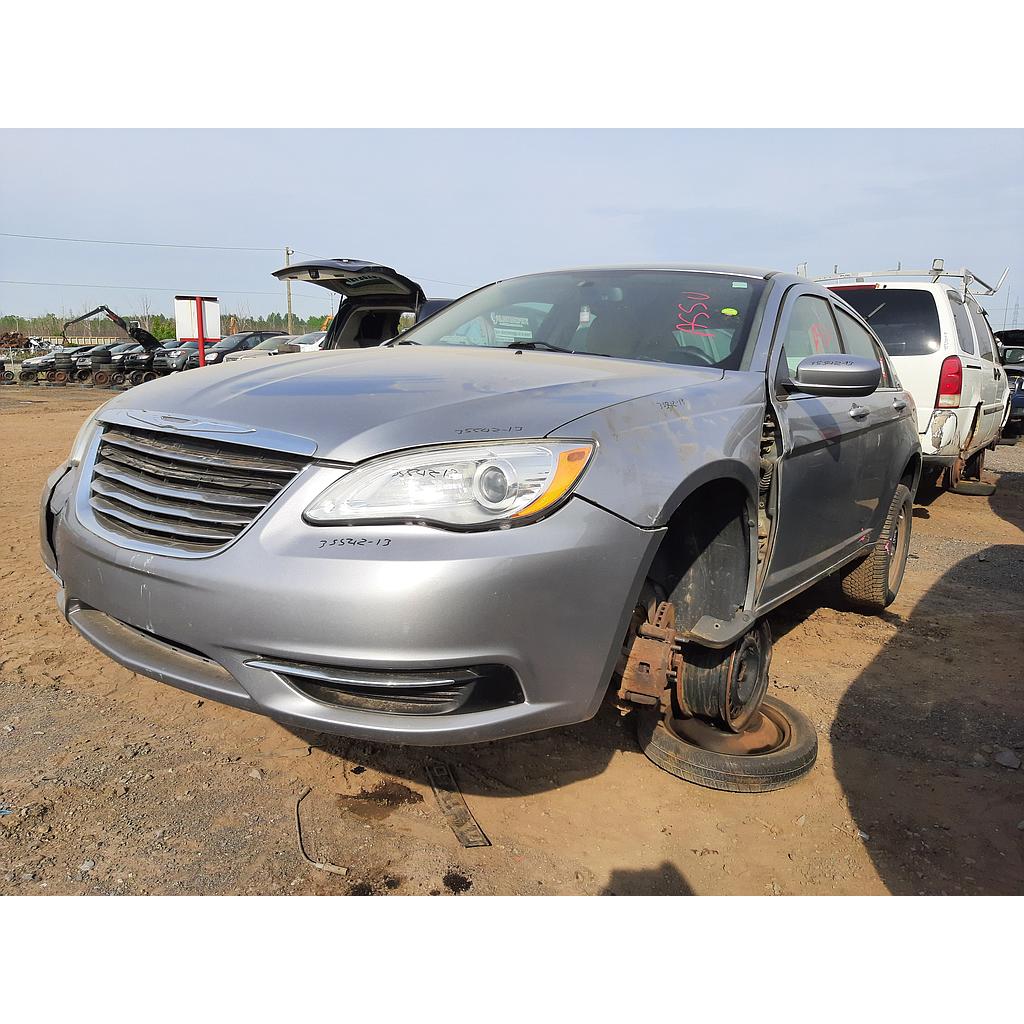 CHRYSLER 200 2013