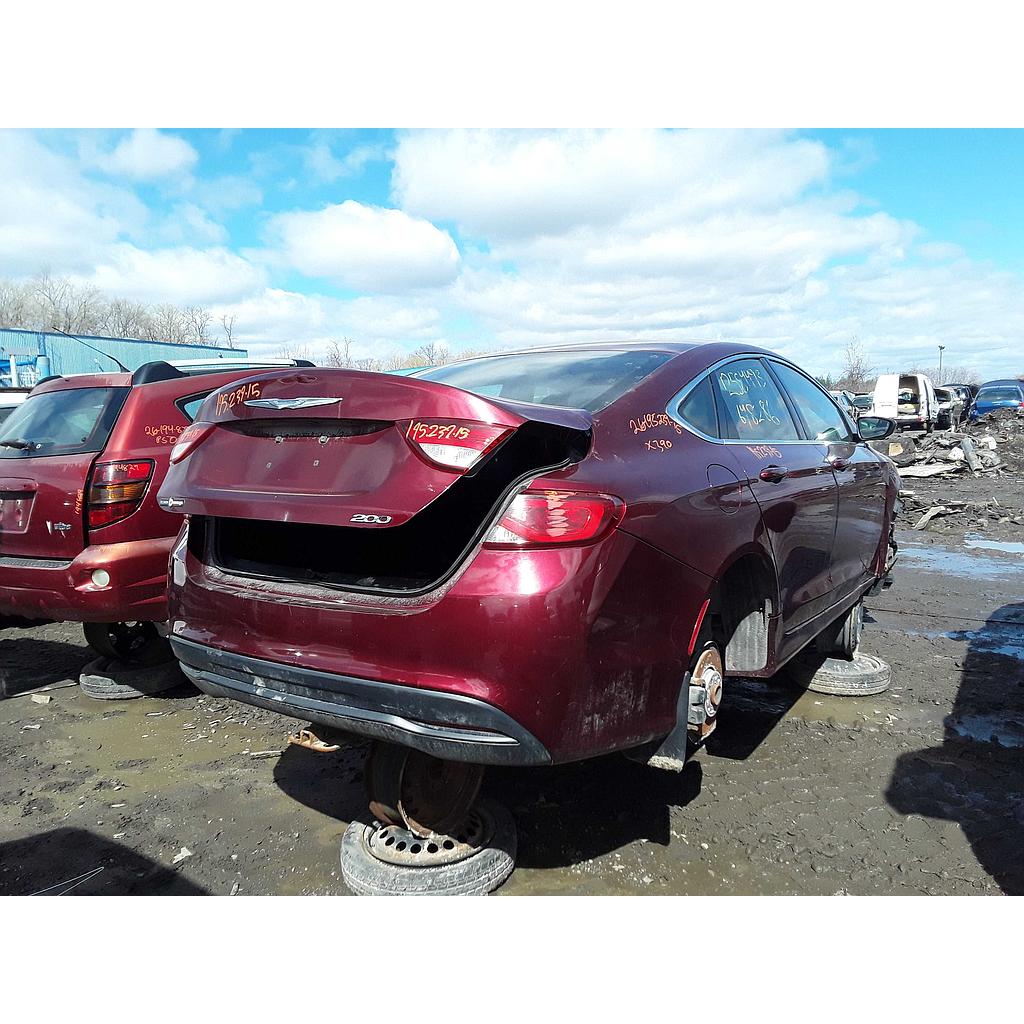 CHRYSLER 200 2015