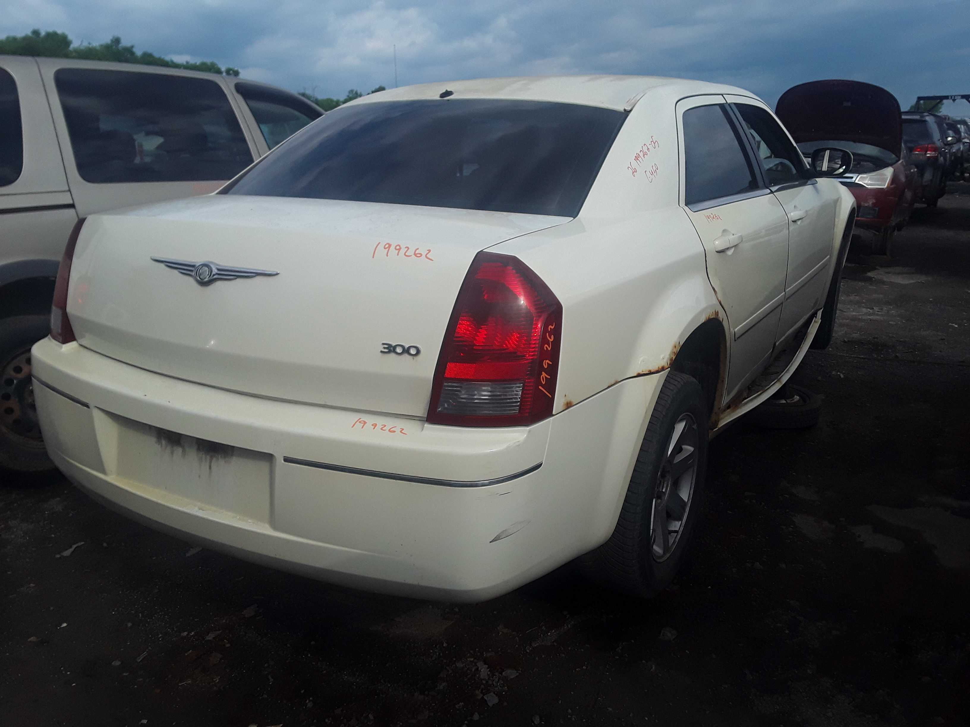 CHRYSLER 300 2005