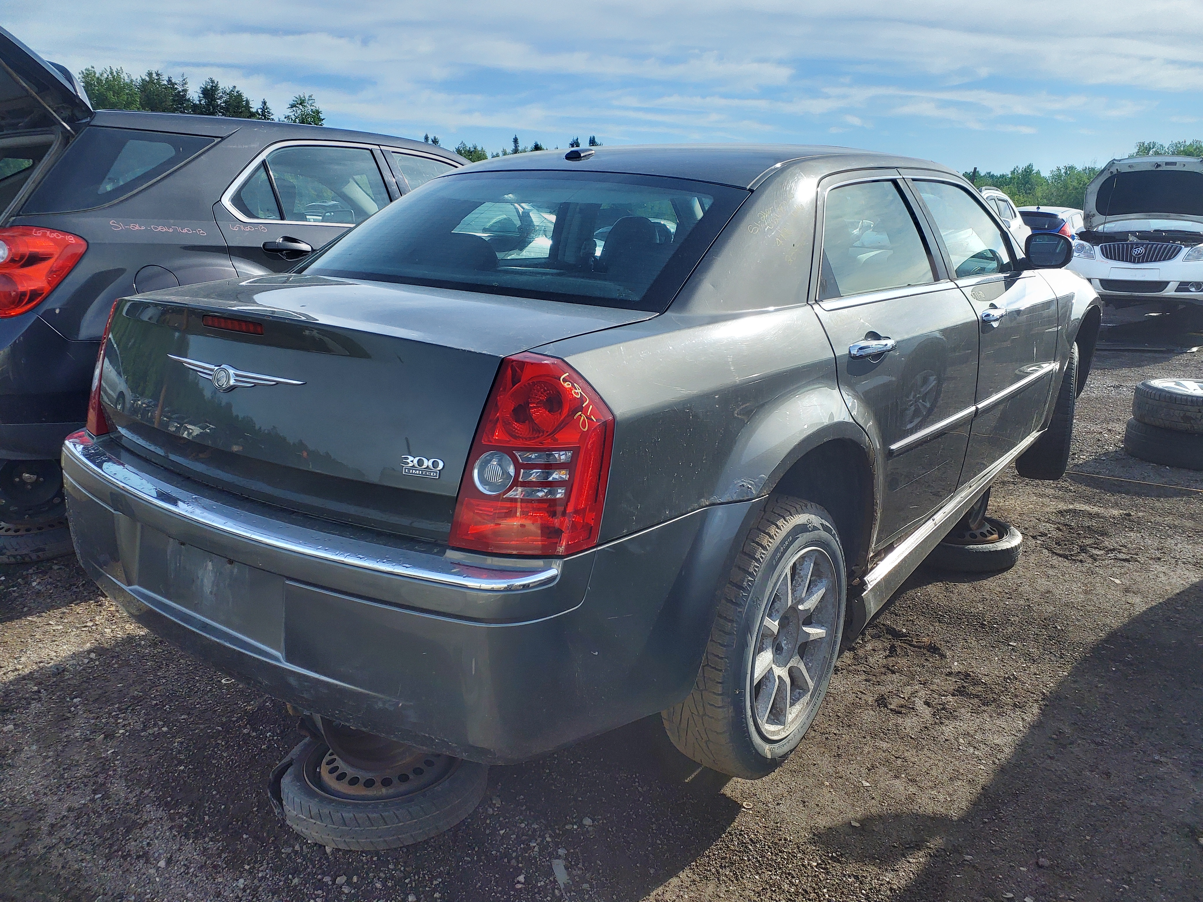 CHRYSLER 300 2010