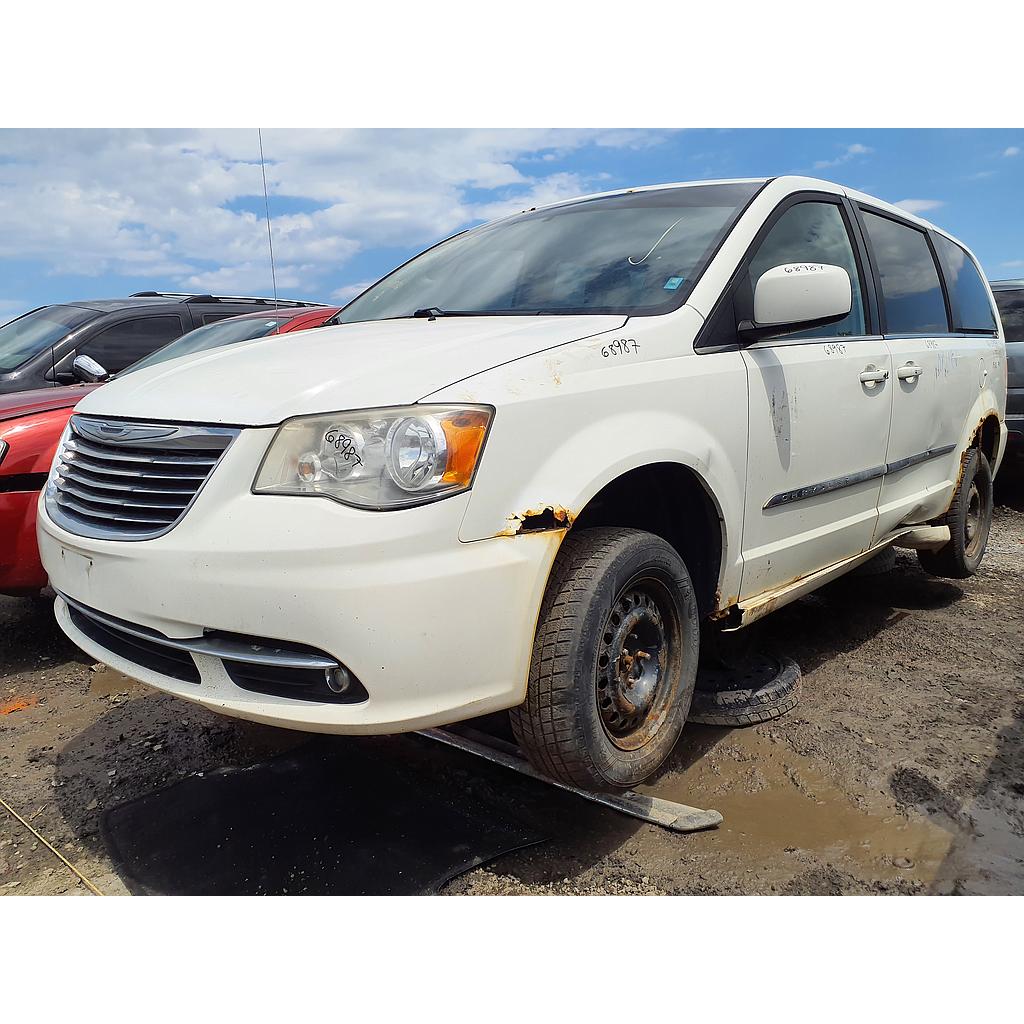 CHRYSLER TOWN &amp; COUNTRY 2011