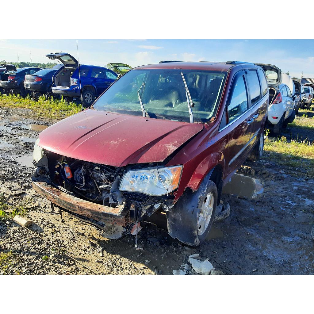 CHRYSLER TOWN &amp; COUNTRY 2011