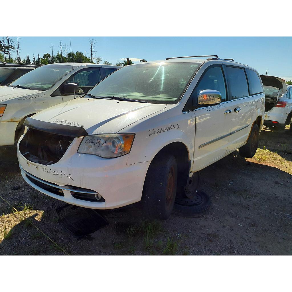 CHRYSLER TOWN &amp; COUNTRY 2012