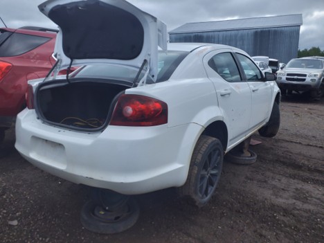 DODGE AVENGER 2013