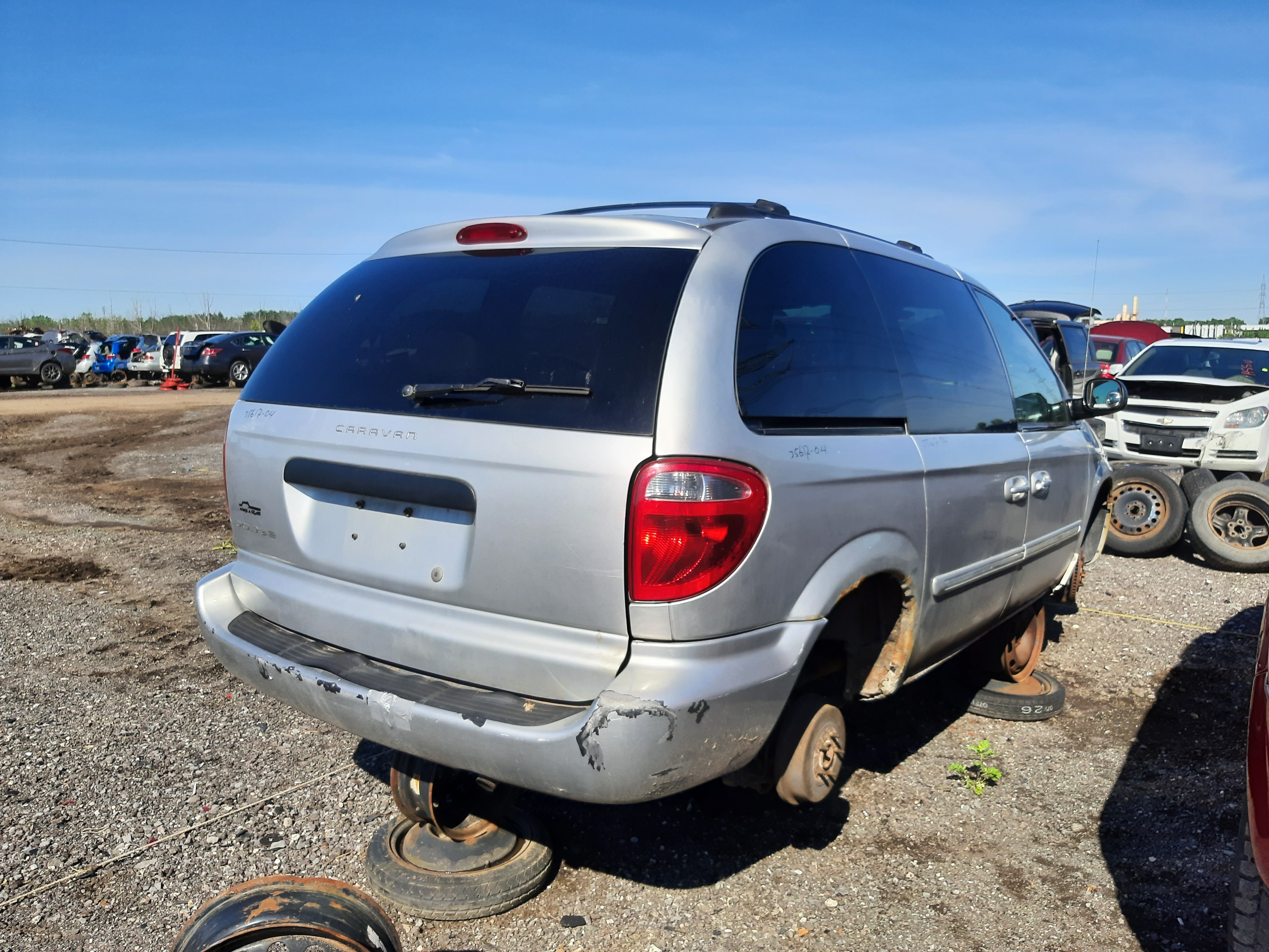 DODGE CARAVAN 2004