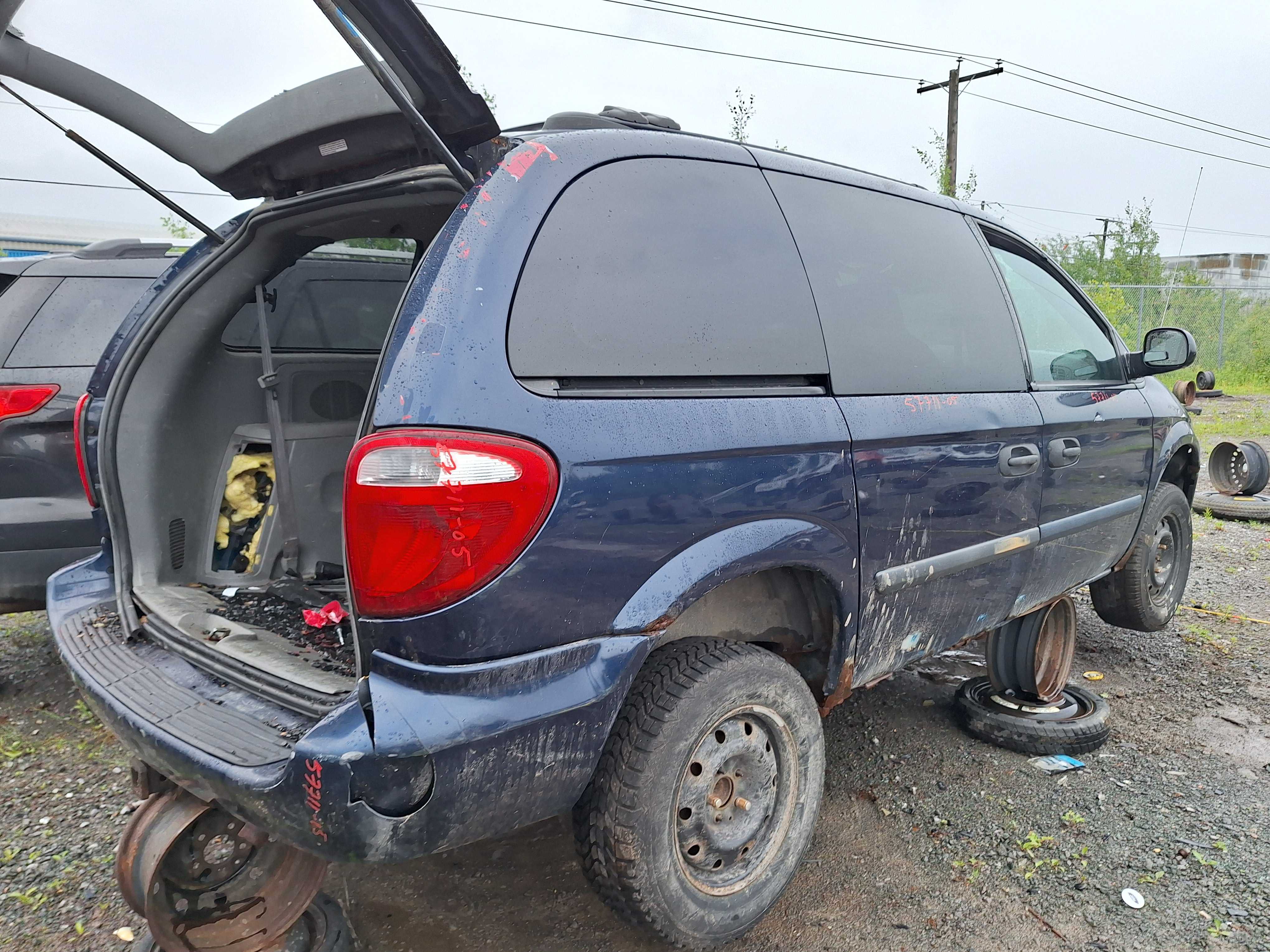 DODGE CARAVAN 2005