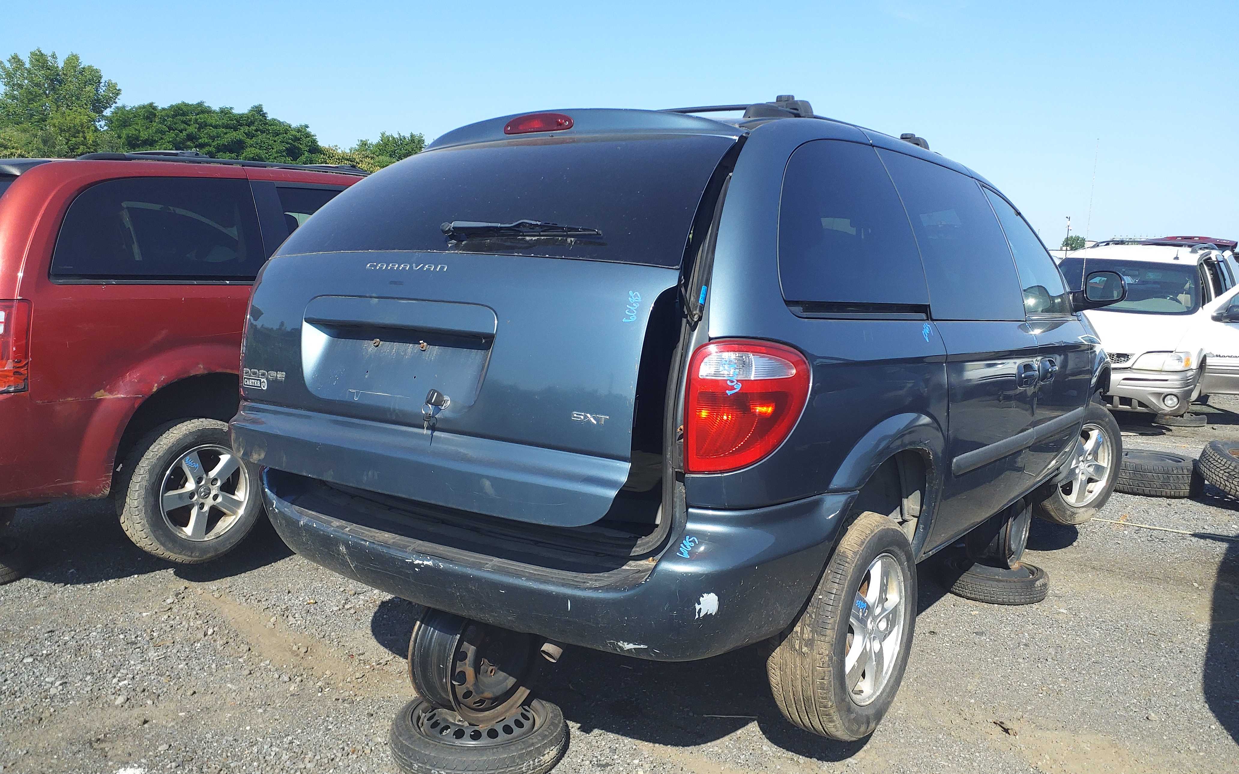 DODGE CARAVAN 2005