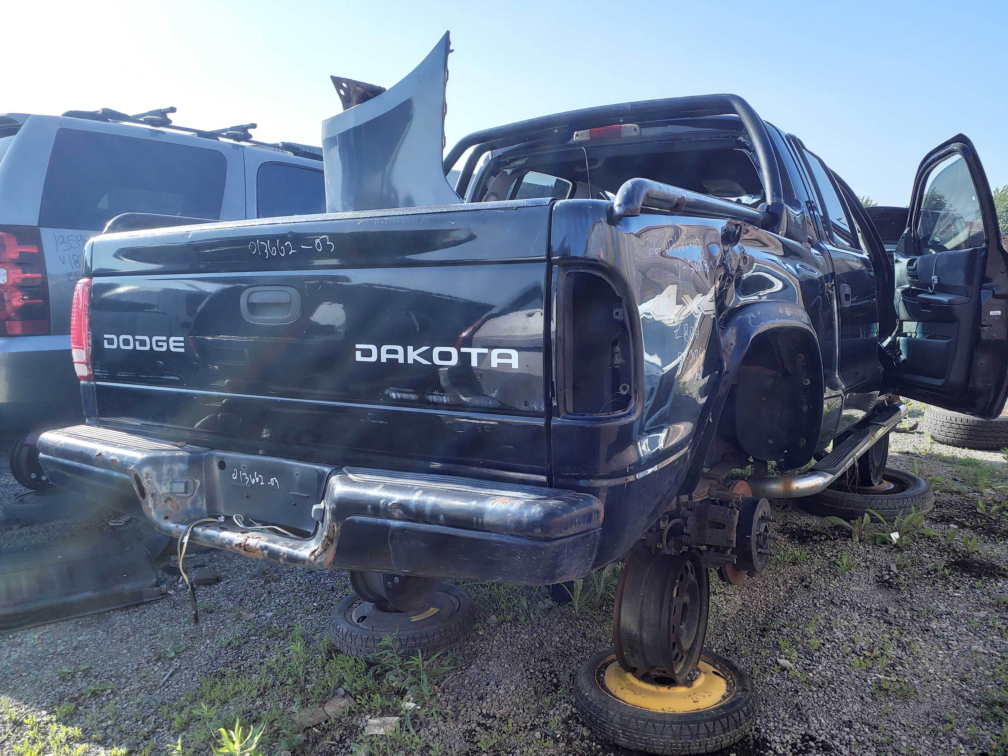 DODGE DAKOTA 2003